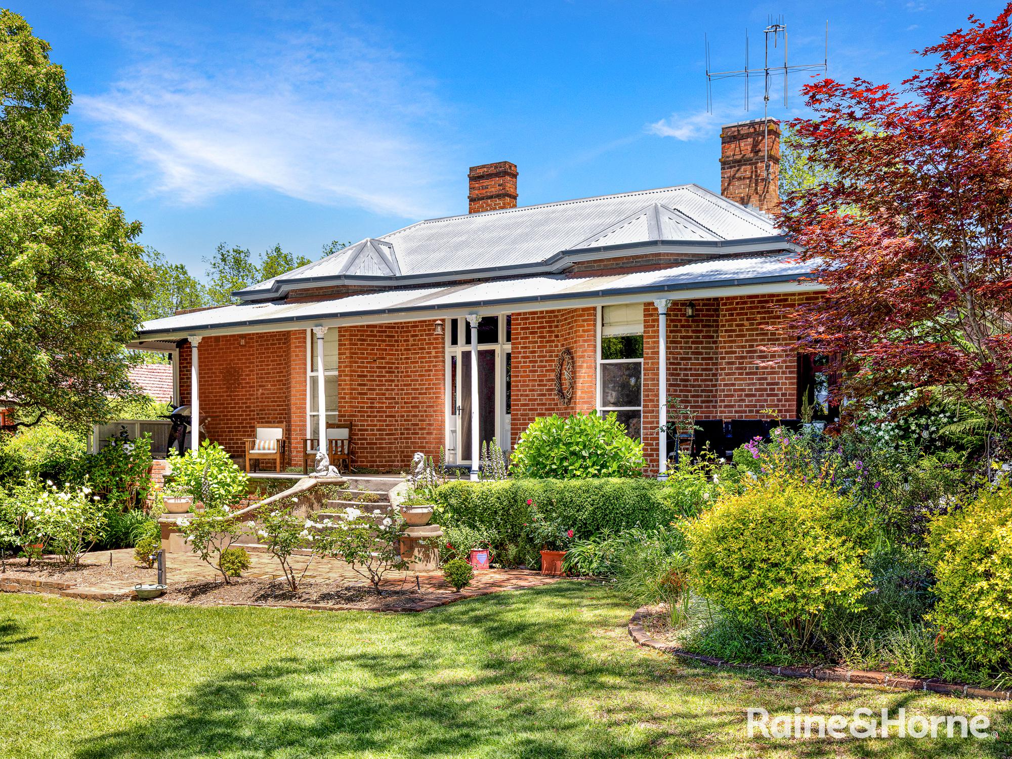 251 Keppel Street, Bathurst, NSW 2795 - Image 1