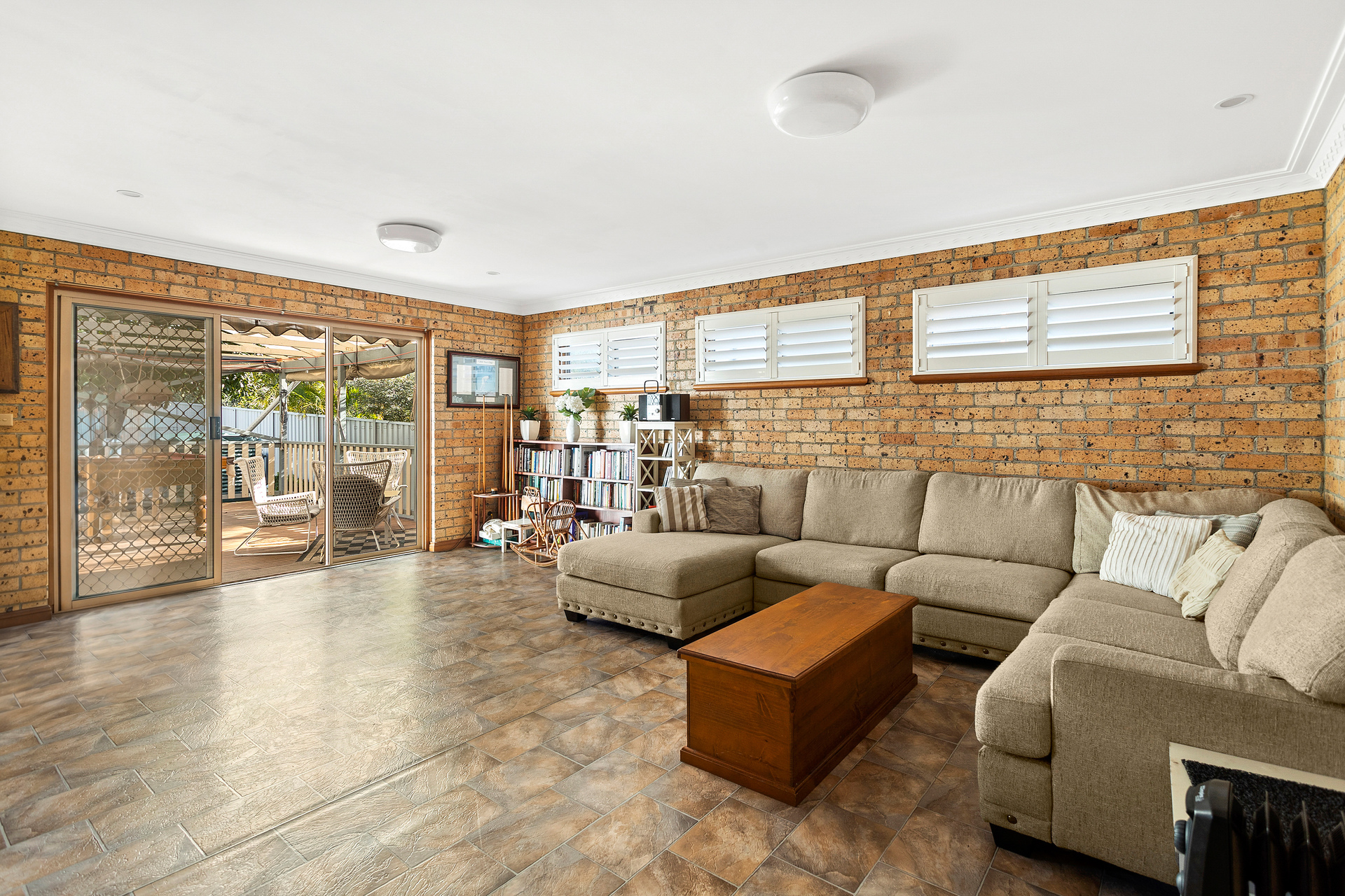 5-bedroom house at 19 Wollongong Street, Shellharbour, NSW 2529, Shellharbour, New South Wales