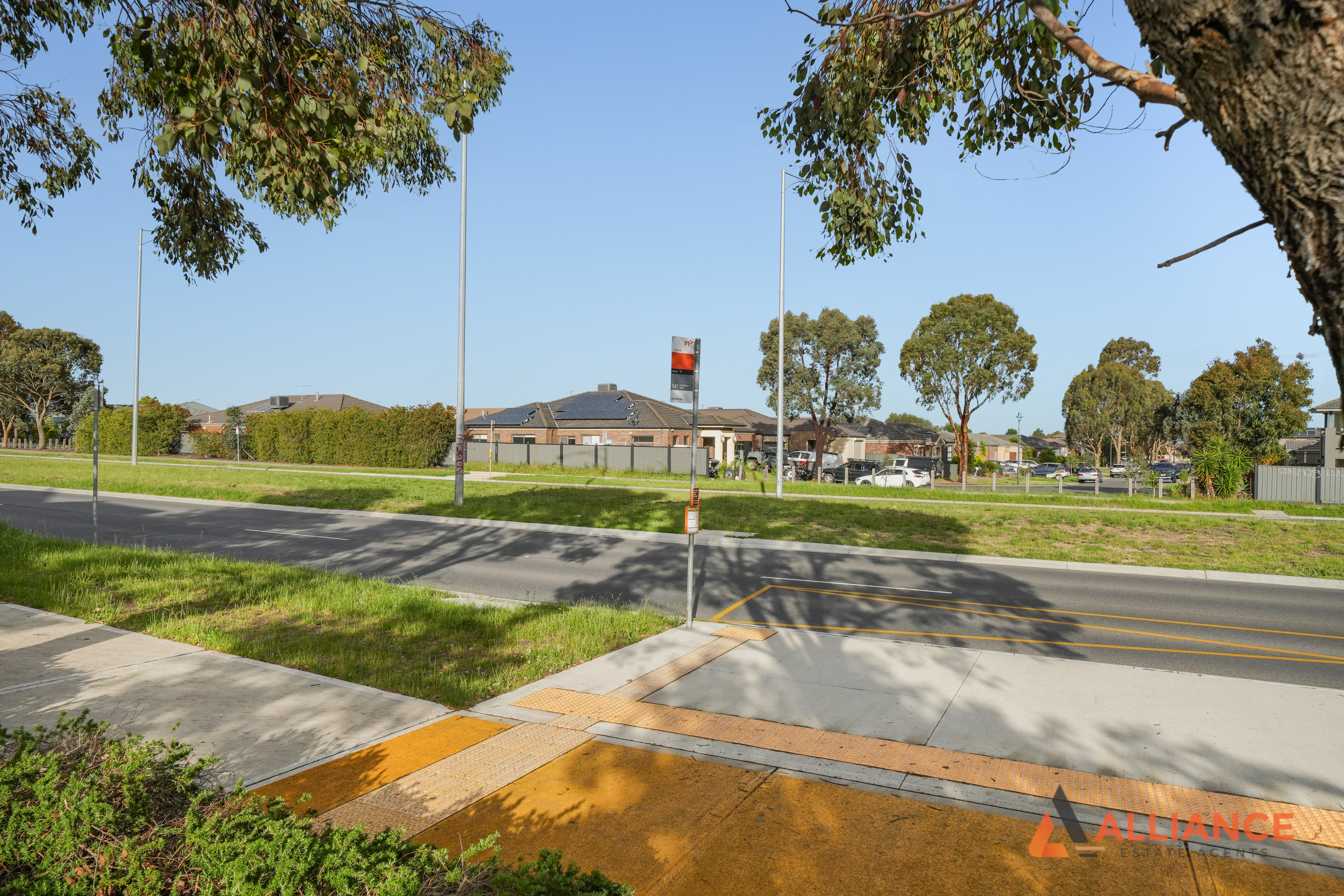 3-bedroom unit at 37 Kirkstead Grove, Craigieburn, VIC 3064, , Victoria