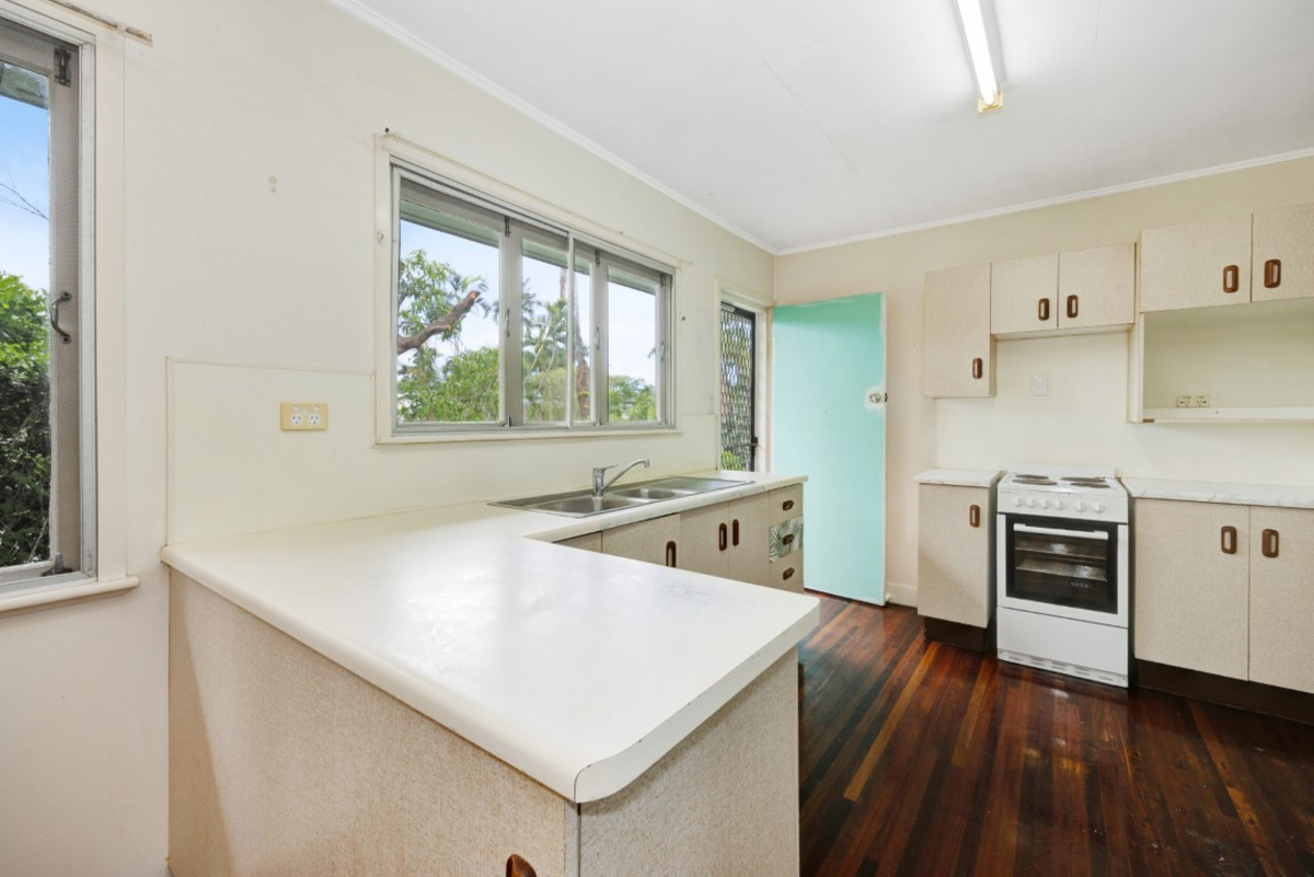 11 Noonan Street, Heatley, QLD 4814 - Image 2