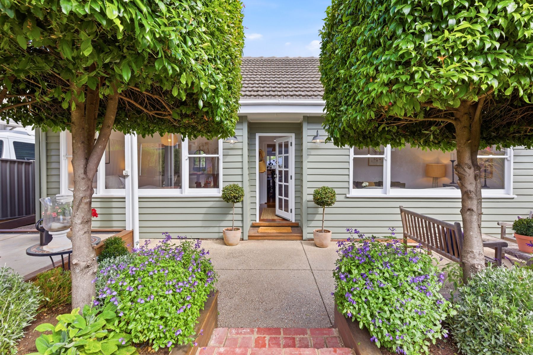 18 BROOM STREET, Bendigo VIC 3550 - Image 1