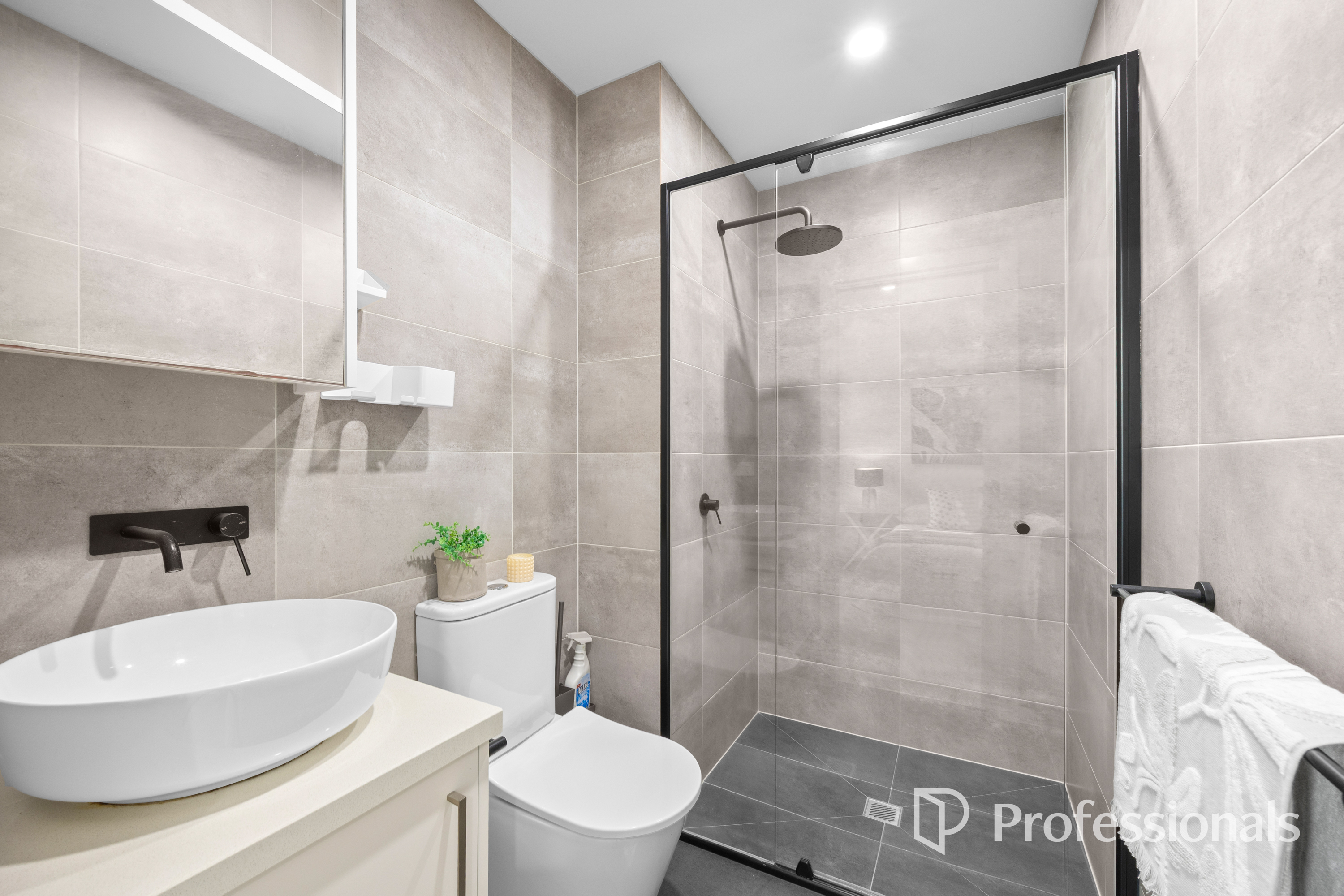 FLAT 102 665 CENTRE ROAD, BENTLEIGH EAST VIC 3165 - Image 8