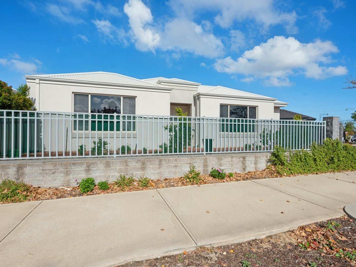 11 GRACEFIELD BOULEVARD, Harrisdale WA 6112 - Image 1