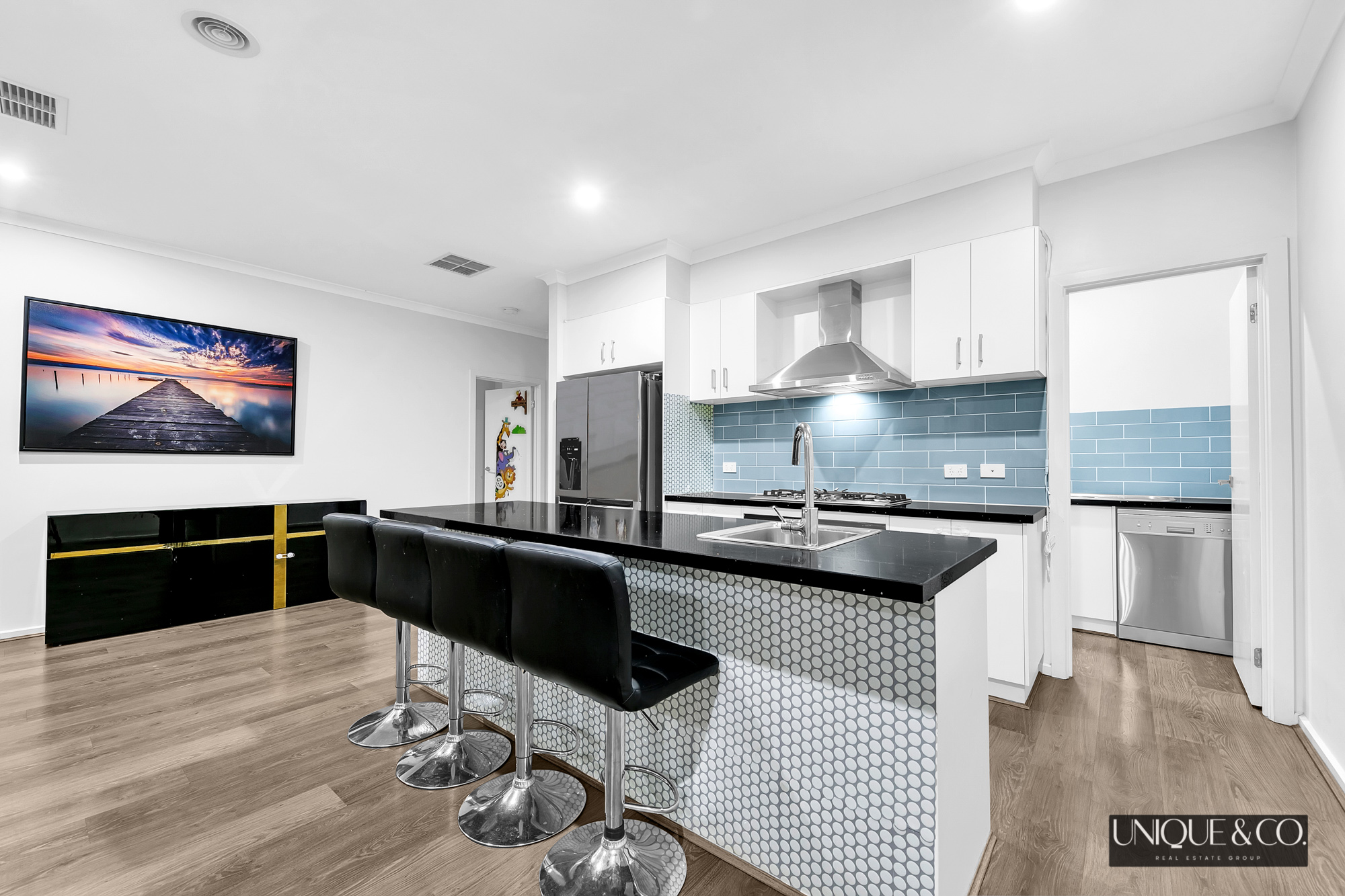 8 Magdala Street, Werribee, VIC 3030 - Image 5