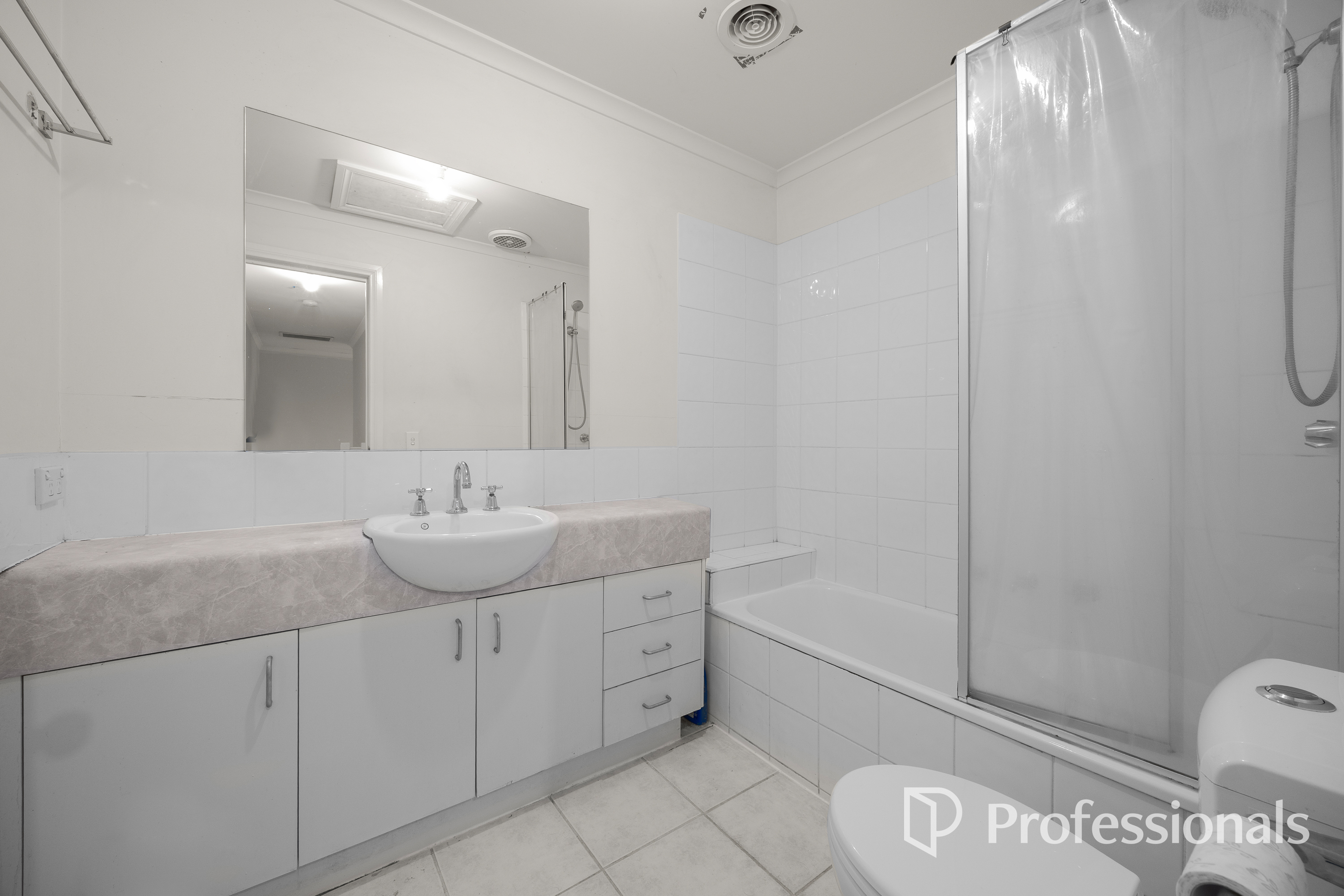UNIT 1 71 MARSHALL AVENUE, Clayton VIC 3168 - Image 10