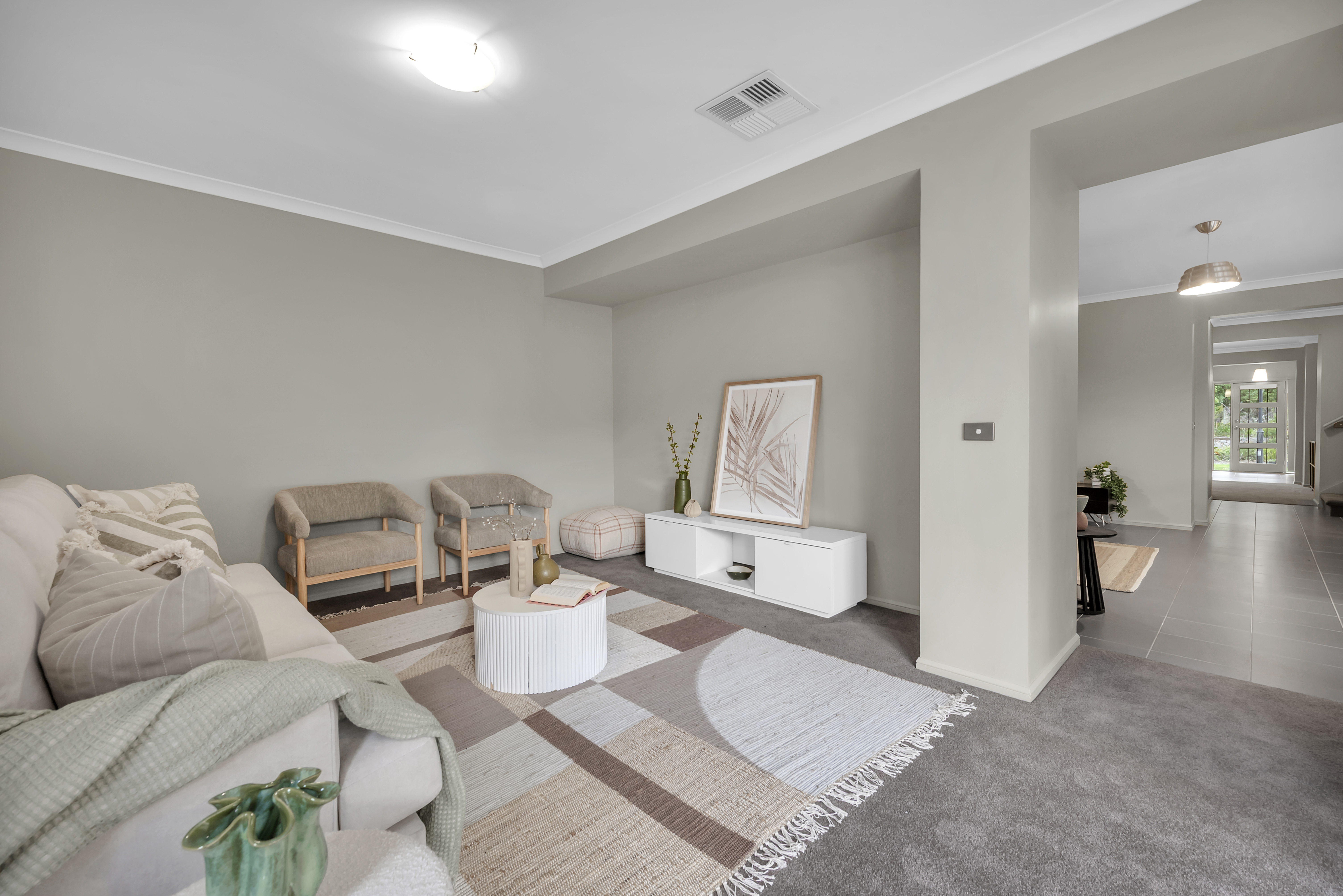 57 The Circuit, Pakenham, Vic, 3810 - Image 8