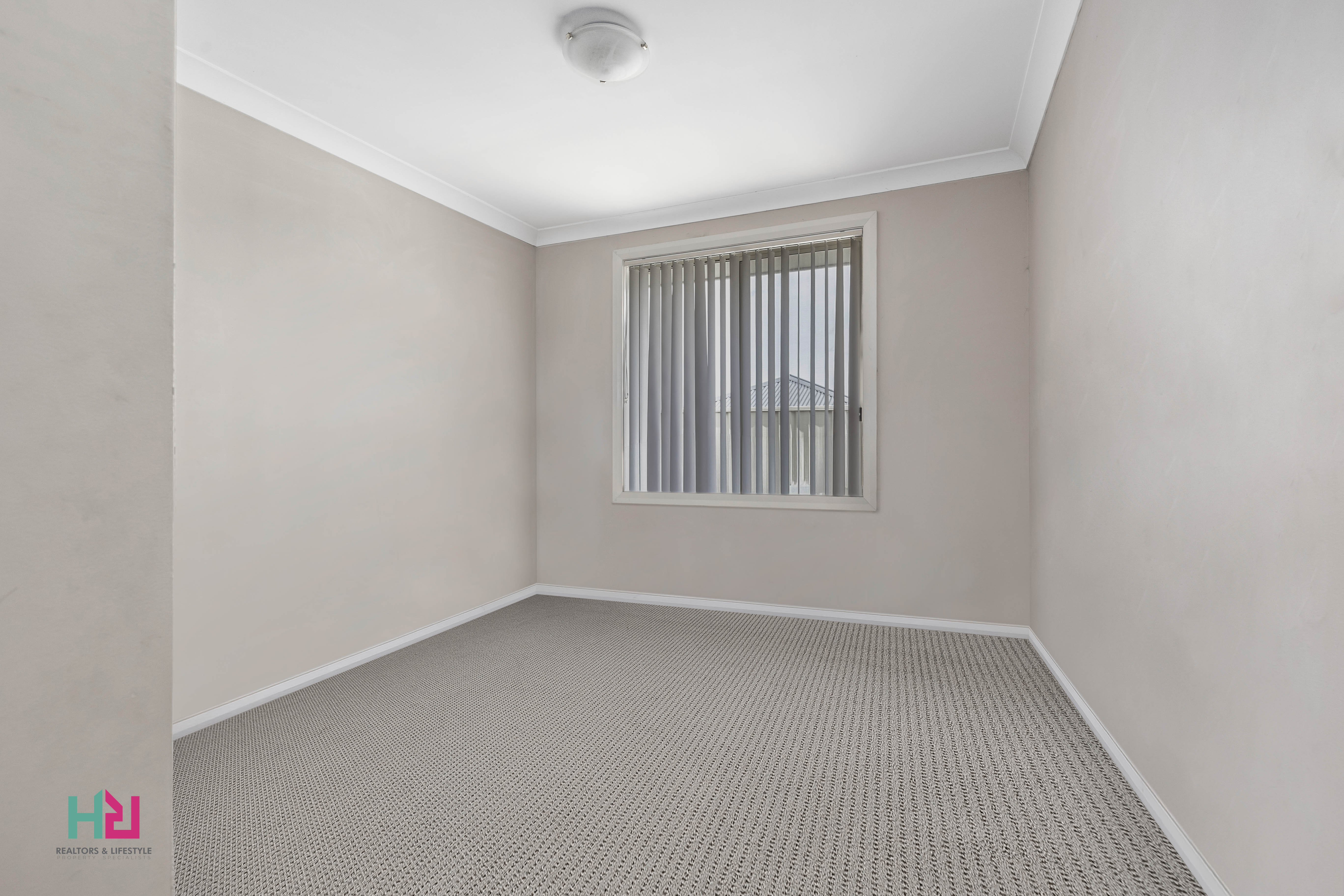 6-bedroom house at 1 & 1A Pirena Place, Lithgow, Nsw, 2790, Lithgow, New South Wales