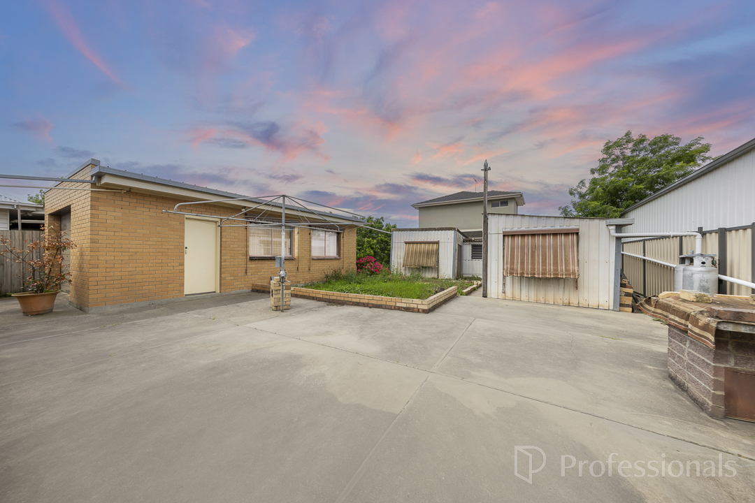 16 Simpson Street, Sunshine North, VIC 3020 - Image 10