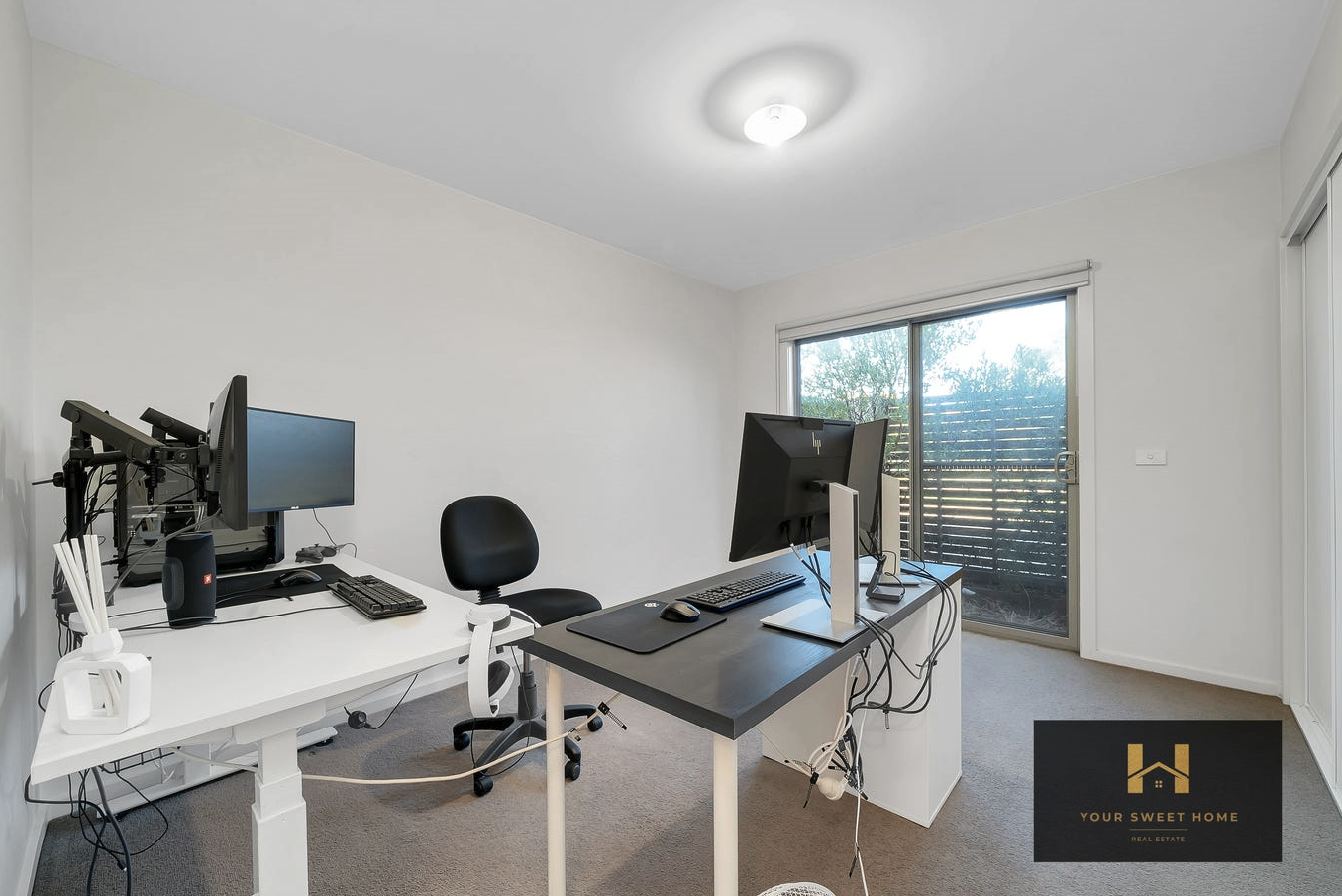 2-bedroom unit at Thomas Carr Drive, Tarneit, Vic, 3029, Wyndham, Victoria