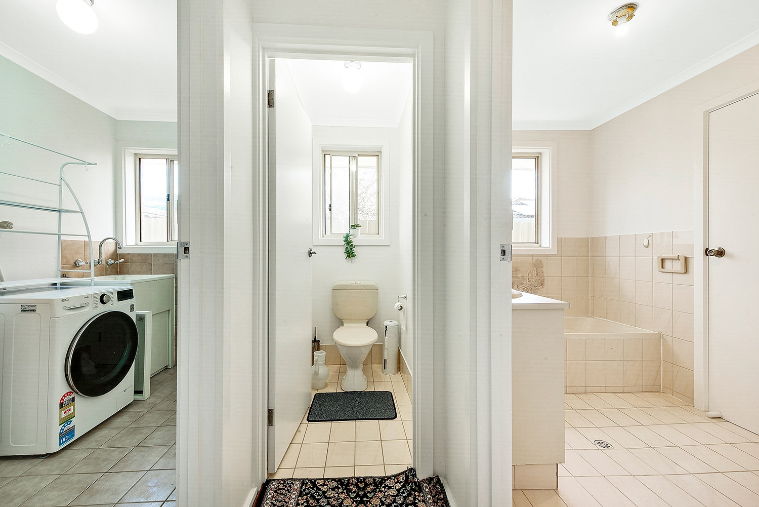 4 Deacon Court, Paralowie, SA 5108 - Image 8