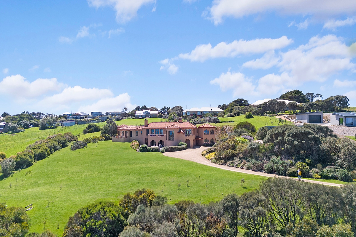 5-bedroom house at 22 Logans Beach Road, Warrnambool, VIC 3280, Warrnambool, Victoria