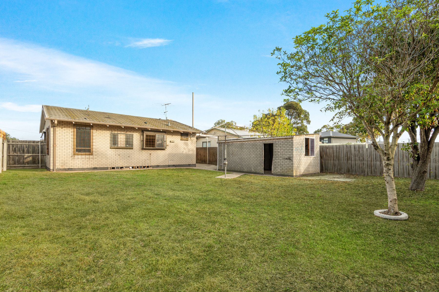 98 ROBIN AVENUE, Norlane VIC 3214 - Image 9