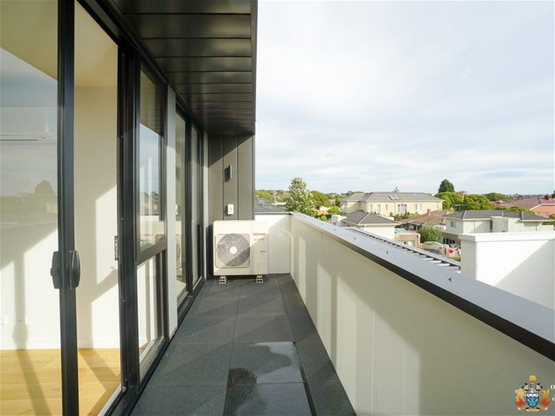 1-bedroom unit at 307/260 Burwood Highway, Burwood, VIC 3125, Whitehorse, Victoria
