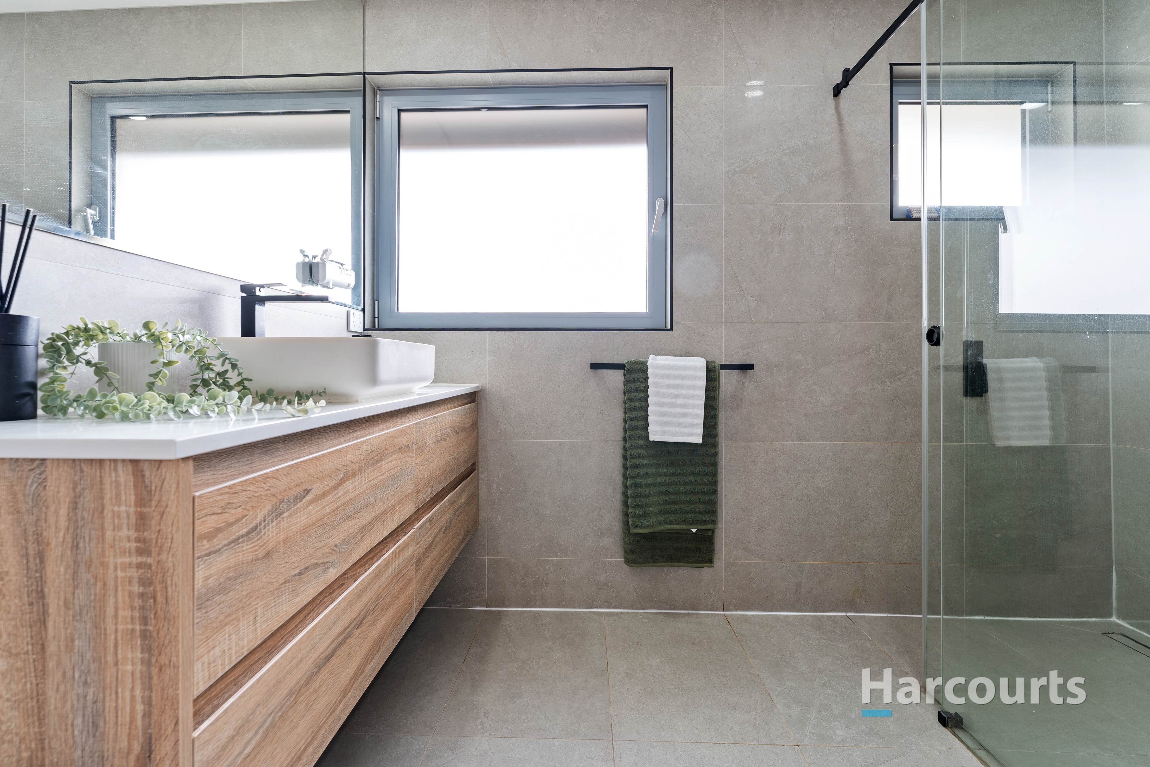 4-bedroom house at 6 Wellington Court, Deer Park, VIC 3023, Brimbank, Victoria