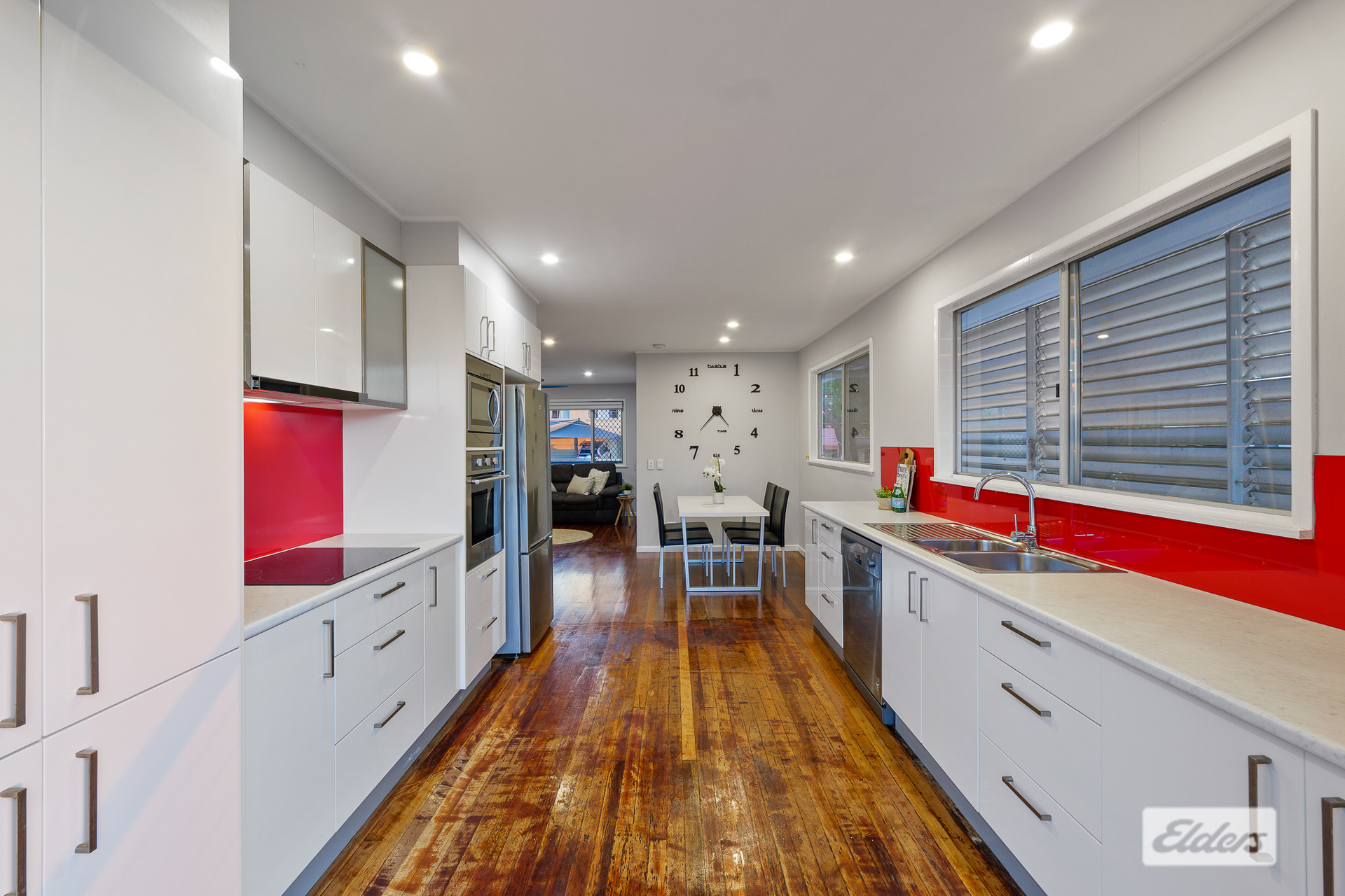 22 JACQUELINE AVENUE, Springwood QLD 4127 - Image 10