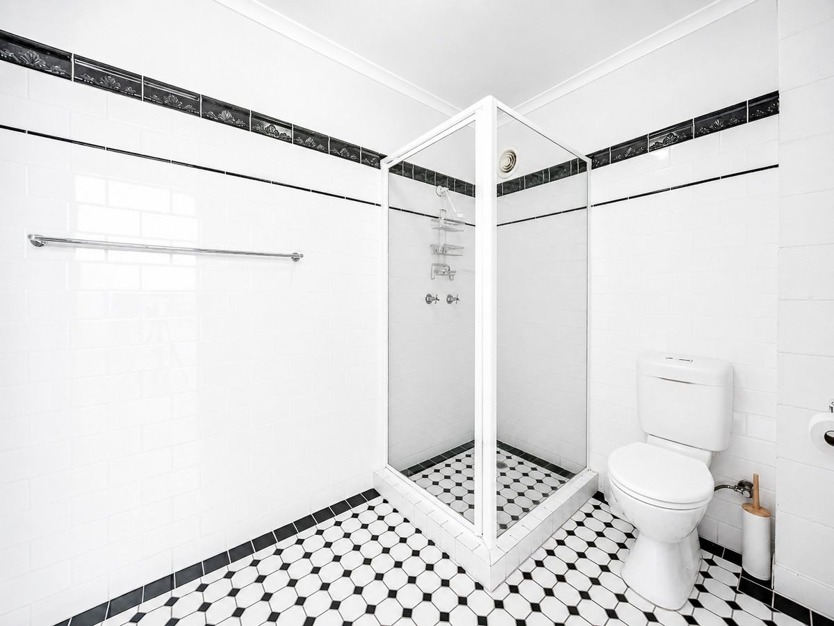7-bedroom house at 1 Burnett Street, West Ipswich QLD 4305, Ipswich, Queensland