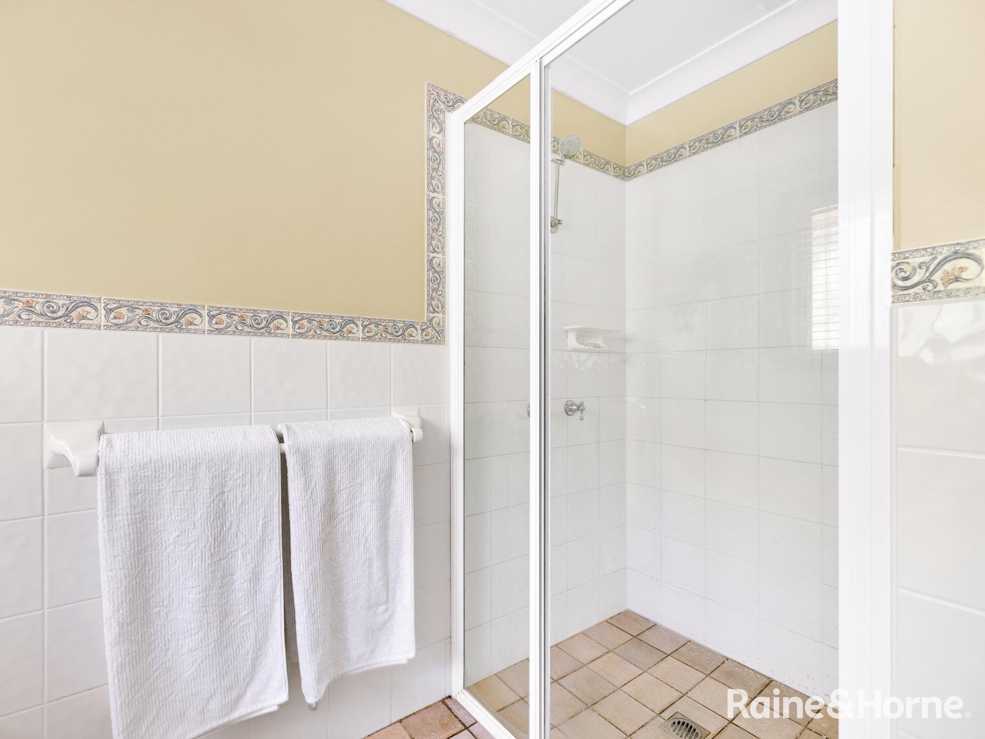 4-bedroom house at 17 Cypress Crescent, Kelso, NSW 2795, Bathurst, New South Wales