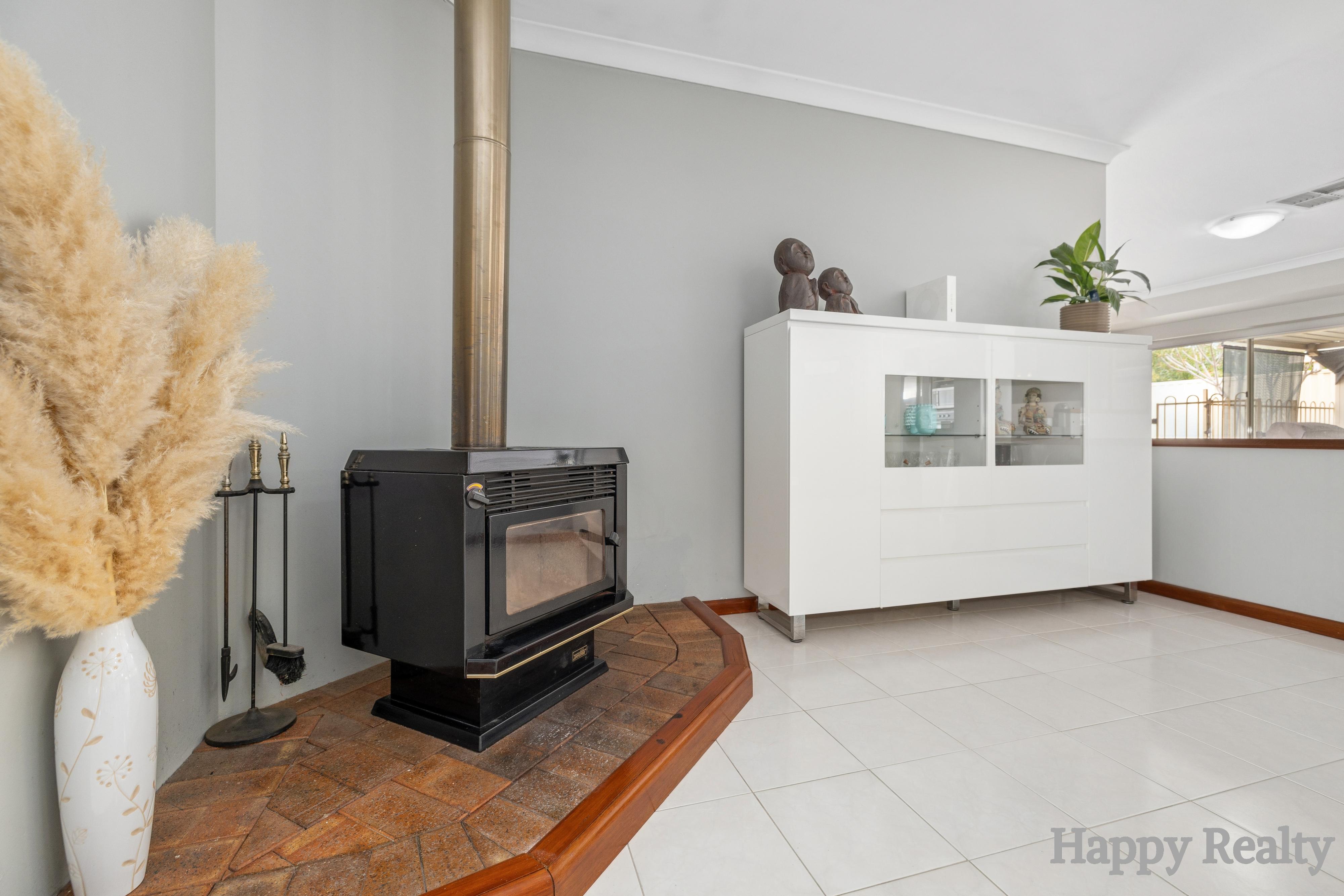 4-bedroom house at 8 LAUREL COURT, Thornlie WA 6108, Gosnells, Western Australia