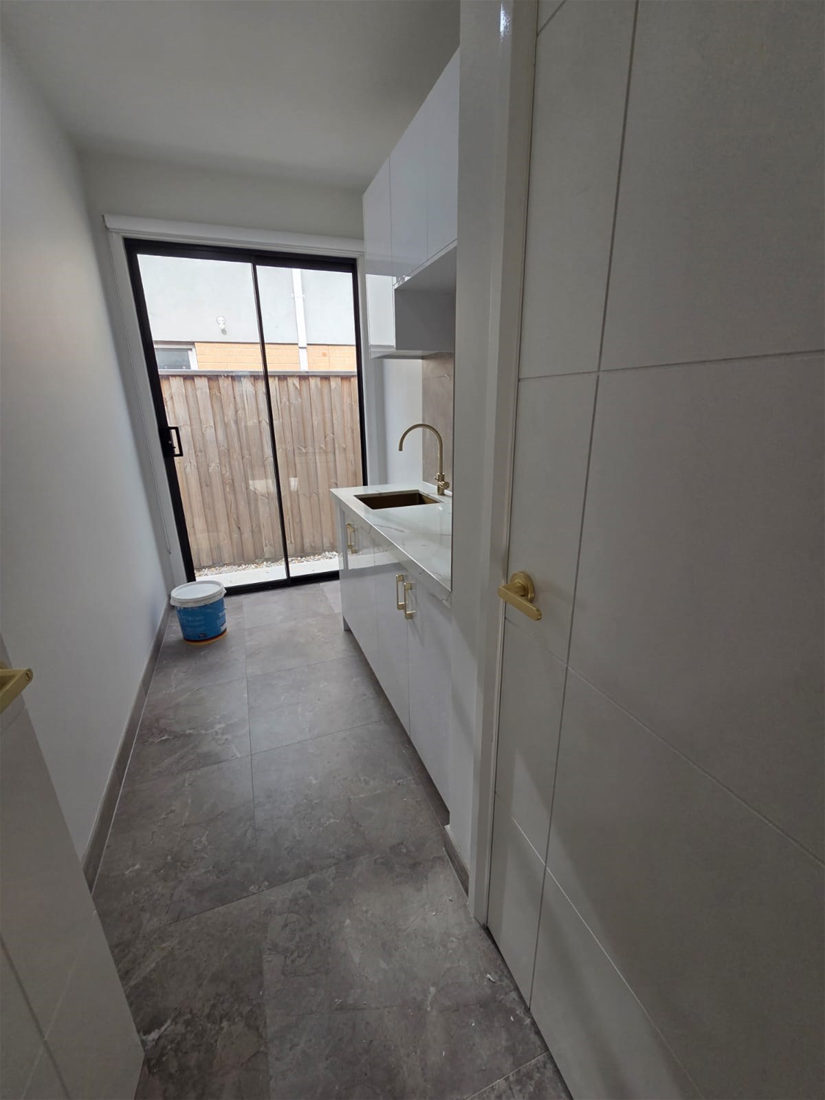 2937/106 Wirranda Drive, Clyde North, Vic, 3978 - Image 5