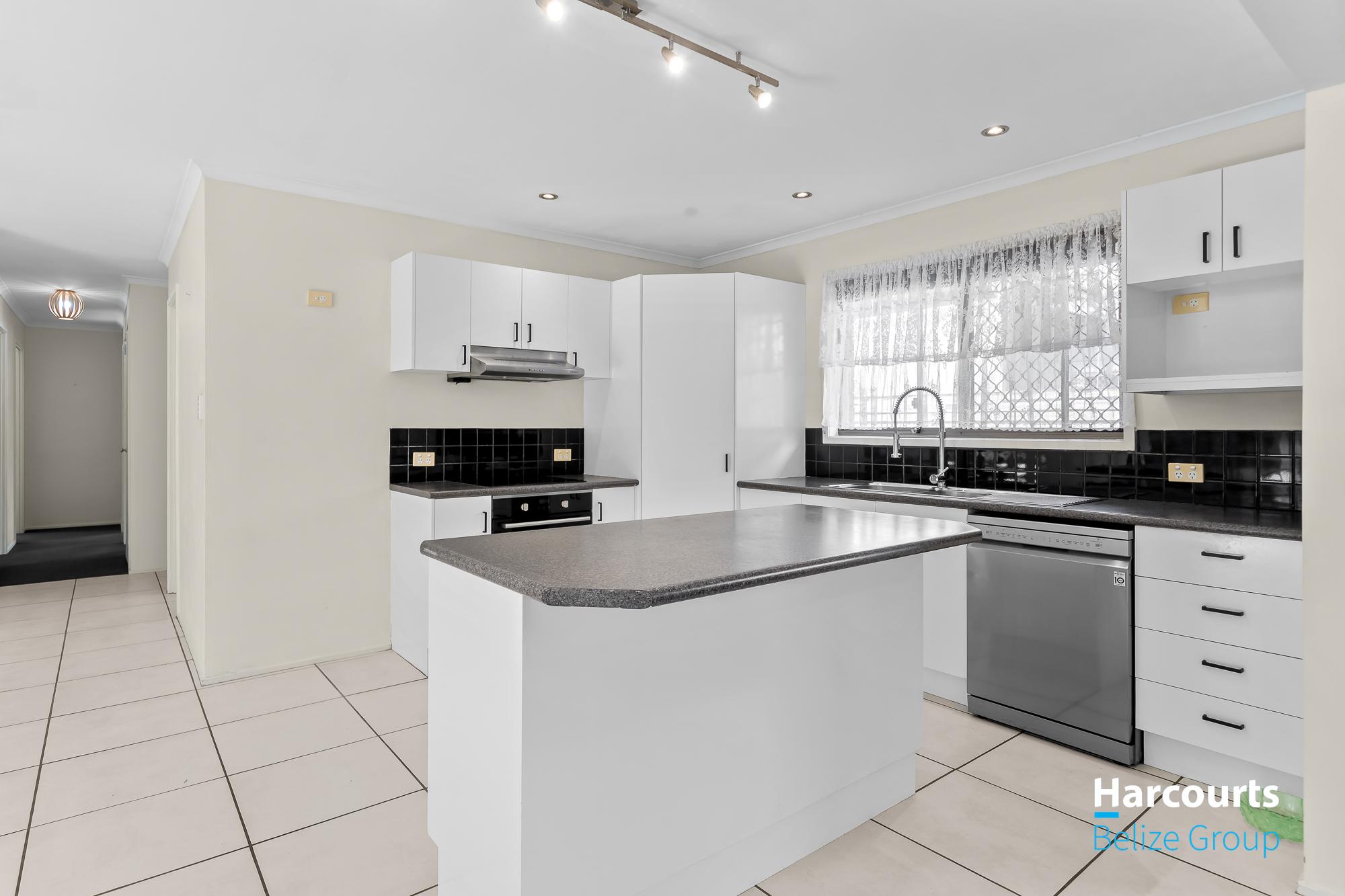 30 Kumgum Street, Jacobs Well, QLD 4208 - Image 10