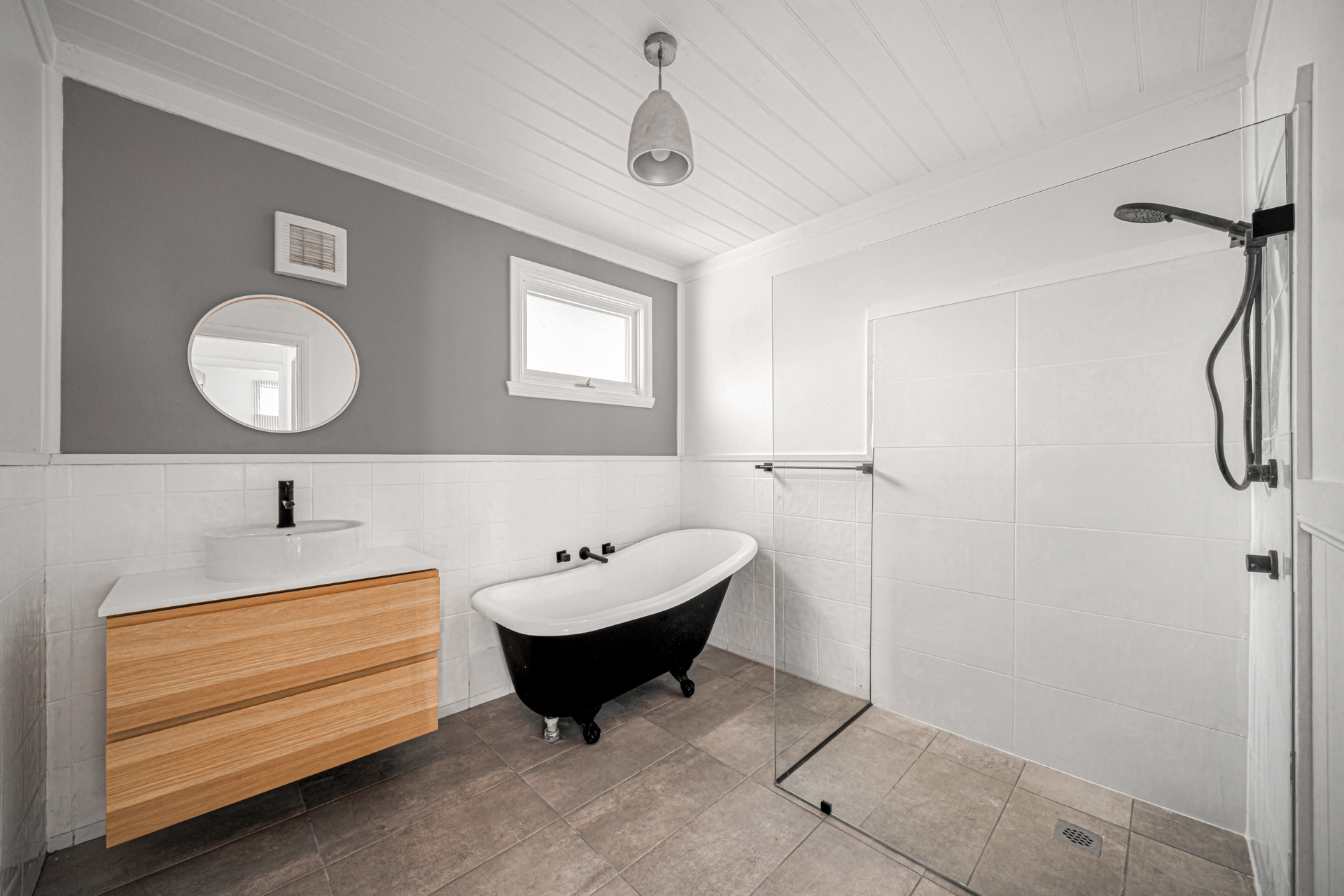 4-bedroom house at 4 Backhouse Street , Wentworth Falls, Nsw, 2782, Blue Mountains, New South Wales