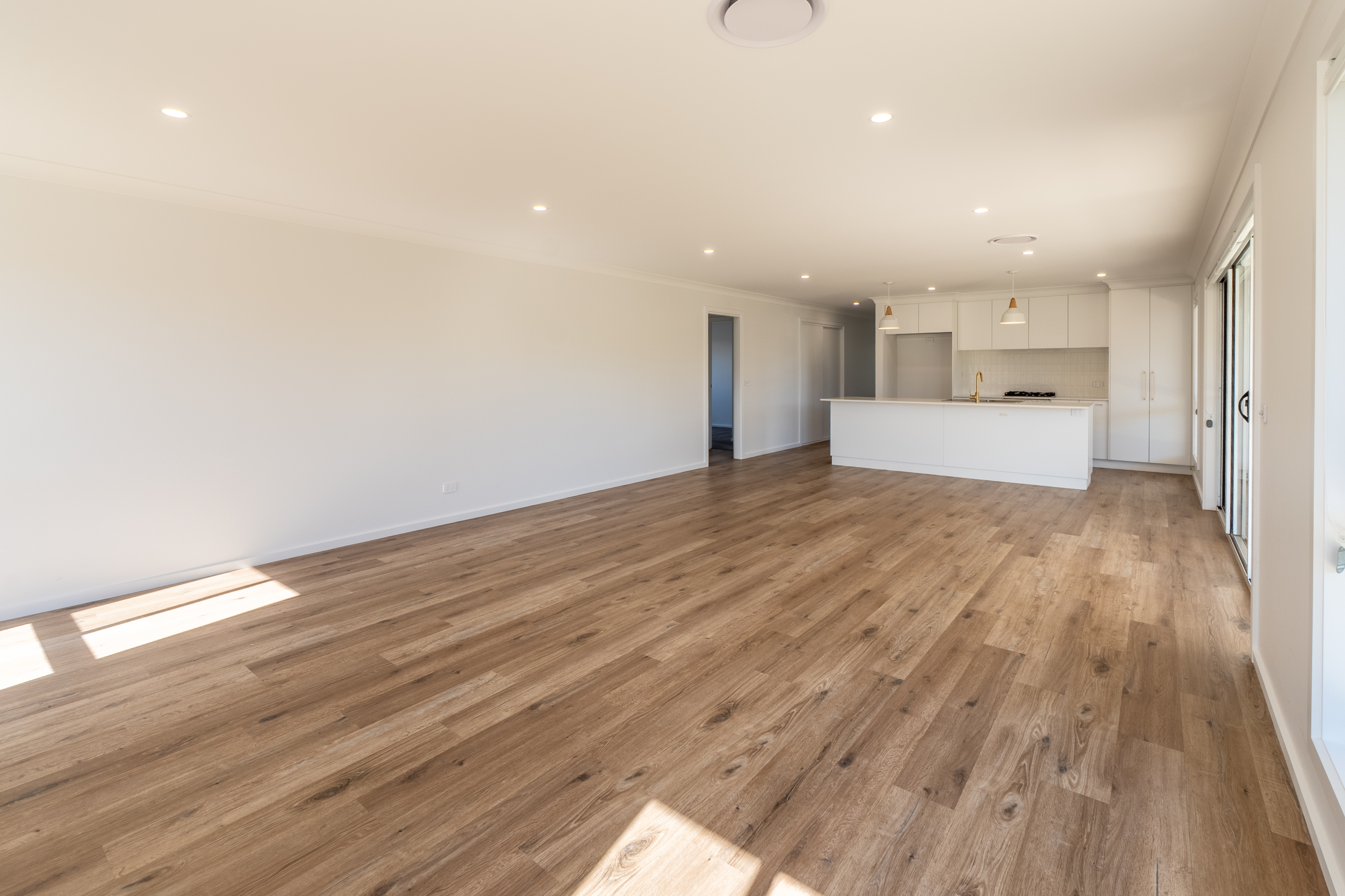 3-bedroom house at Unit A/21 Kingdon Drive, Coolamon, Nsw, 2701, Coolamon, New South Wales