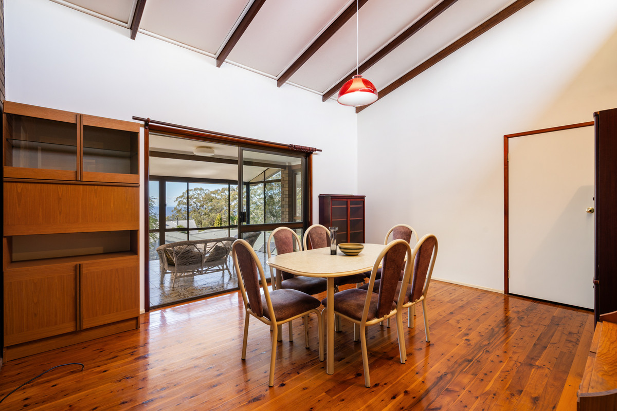 4-bedroom house at 21 Rangeview Road, Blue Mountain Heights, QLD 4350, , Queensland