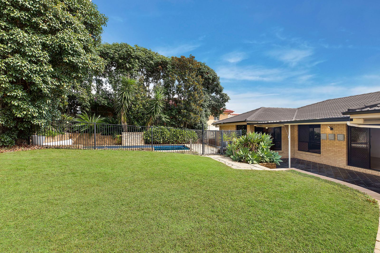 12 Primula Close, Woongarrah, NSW 2259 - Image 7