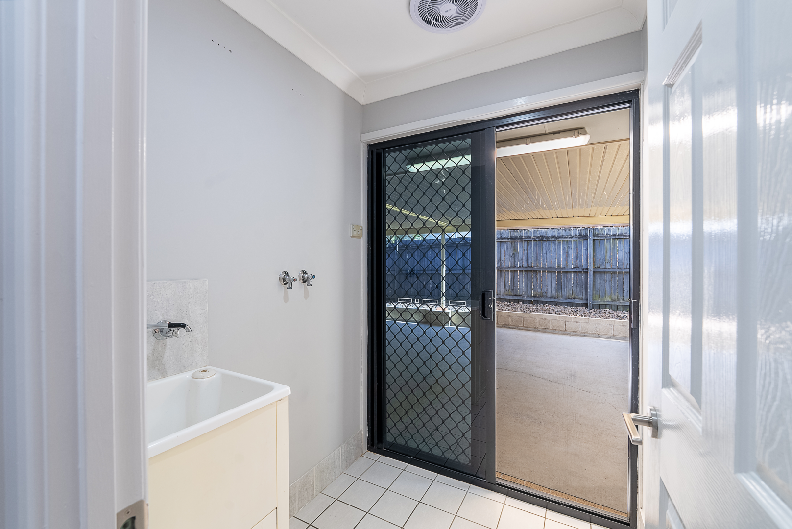 33 Holt Street, Brassall, QLD 4305 - Image 9