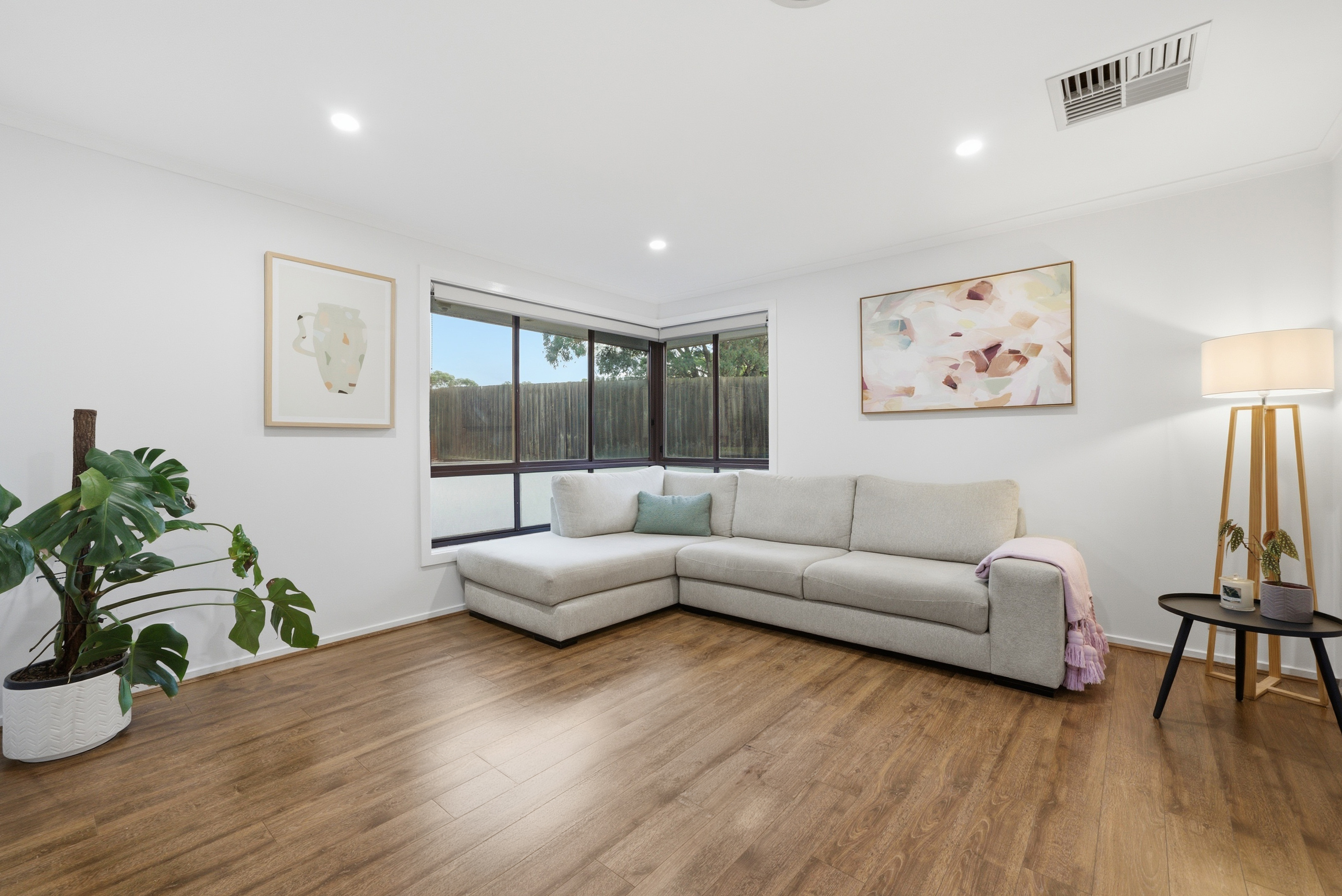 3-bedroom unit at 1 5 ANTHONY DRIVE, LYSTERFIELD VIC 3156, Knox, Victoria