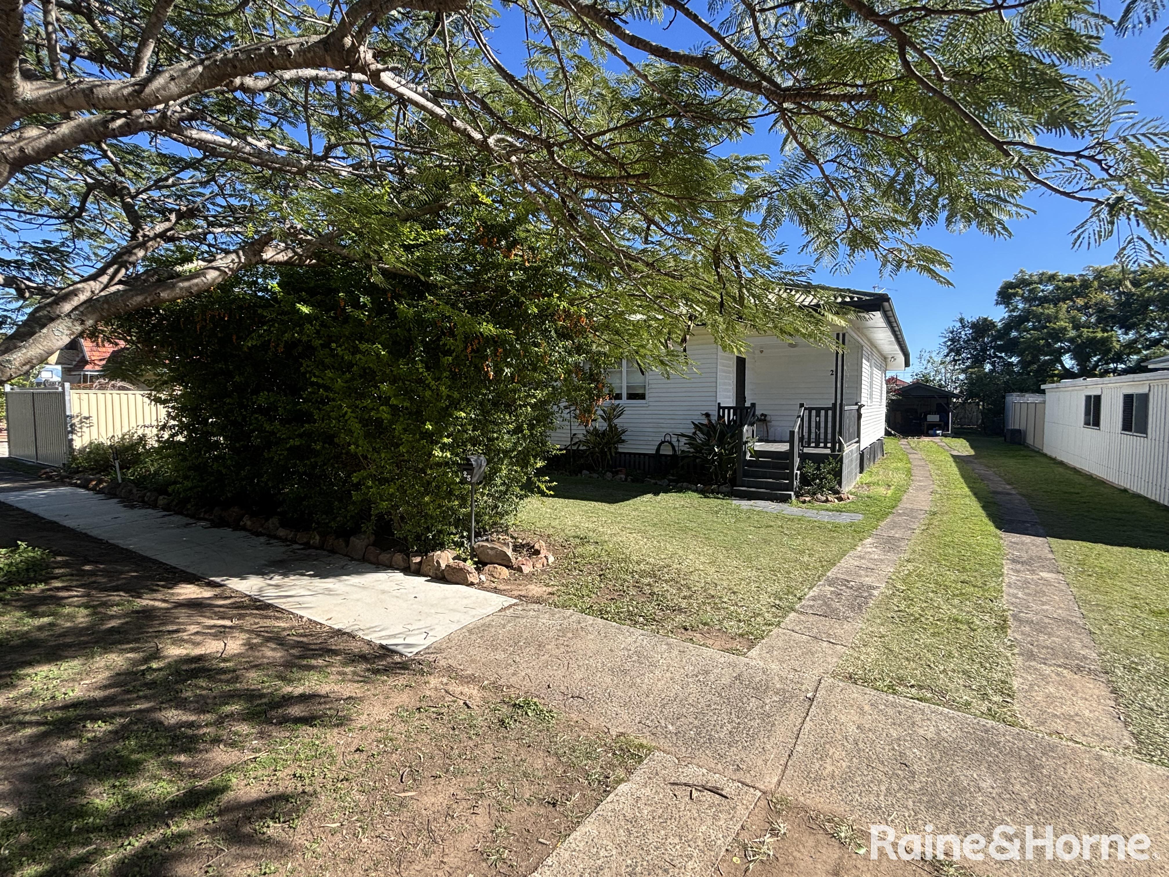 4-bedroom house at 25 South Street, Wondai, QLD 4606, South Burnett, Queensland