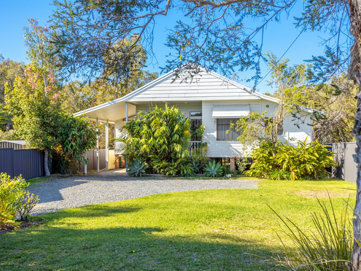 4-bedroom house at 26 Richardson Street, Old Bar, NSW 2430, Mid-Coast, New South Wales