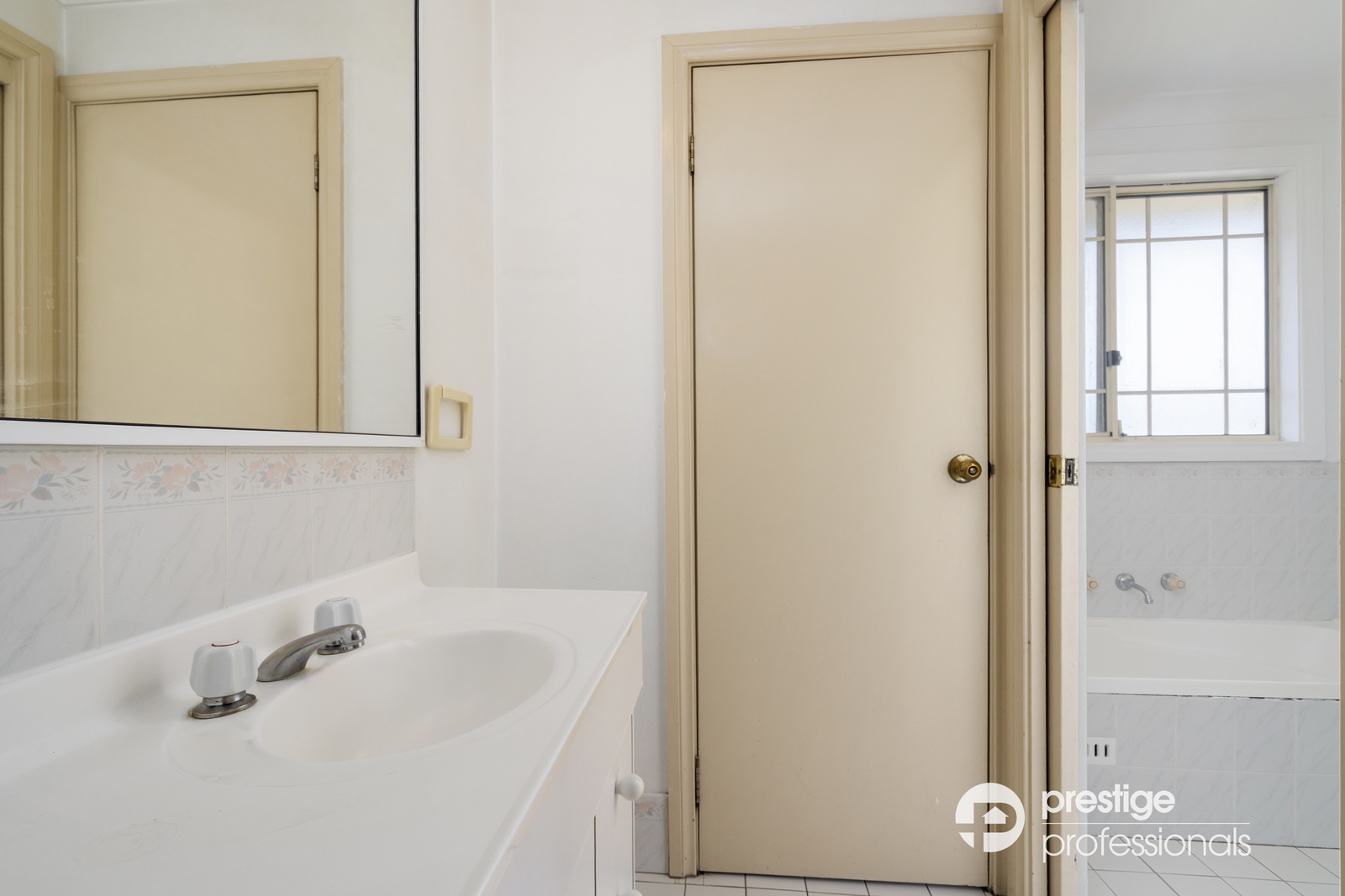 3-bedroom unit at 3b Wellwood Avenue, Moorebank, Nsw, 2170, Liverpool, New South Wales