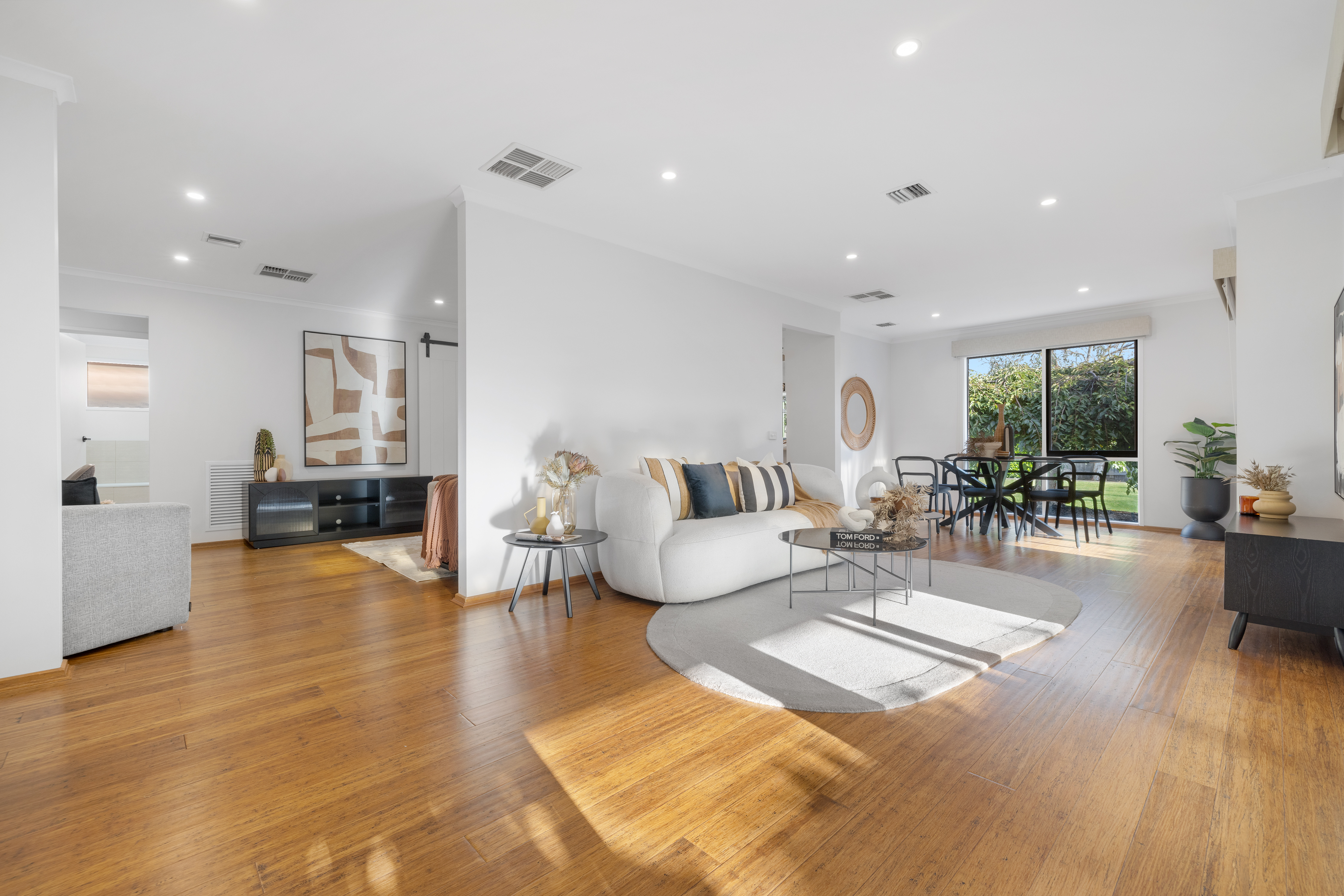 7 Halsbury Drive, Rowville, VIC 3178 - Image 3