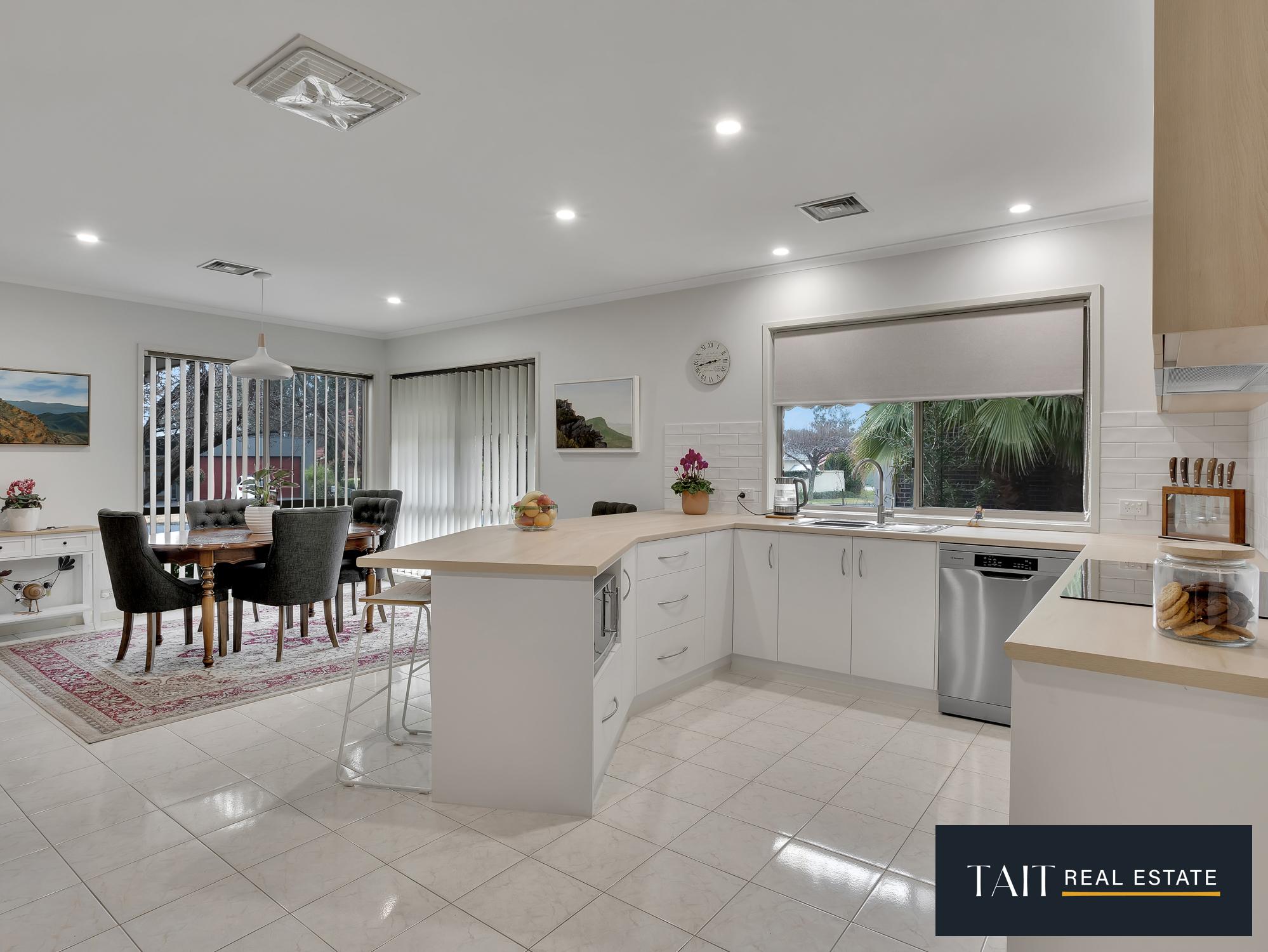 16 Billabong Drive, Wangaratta, VIC 3677 - Image 4