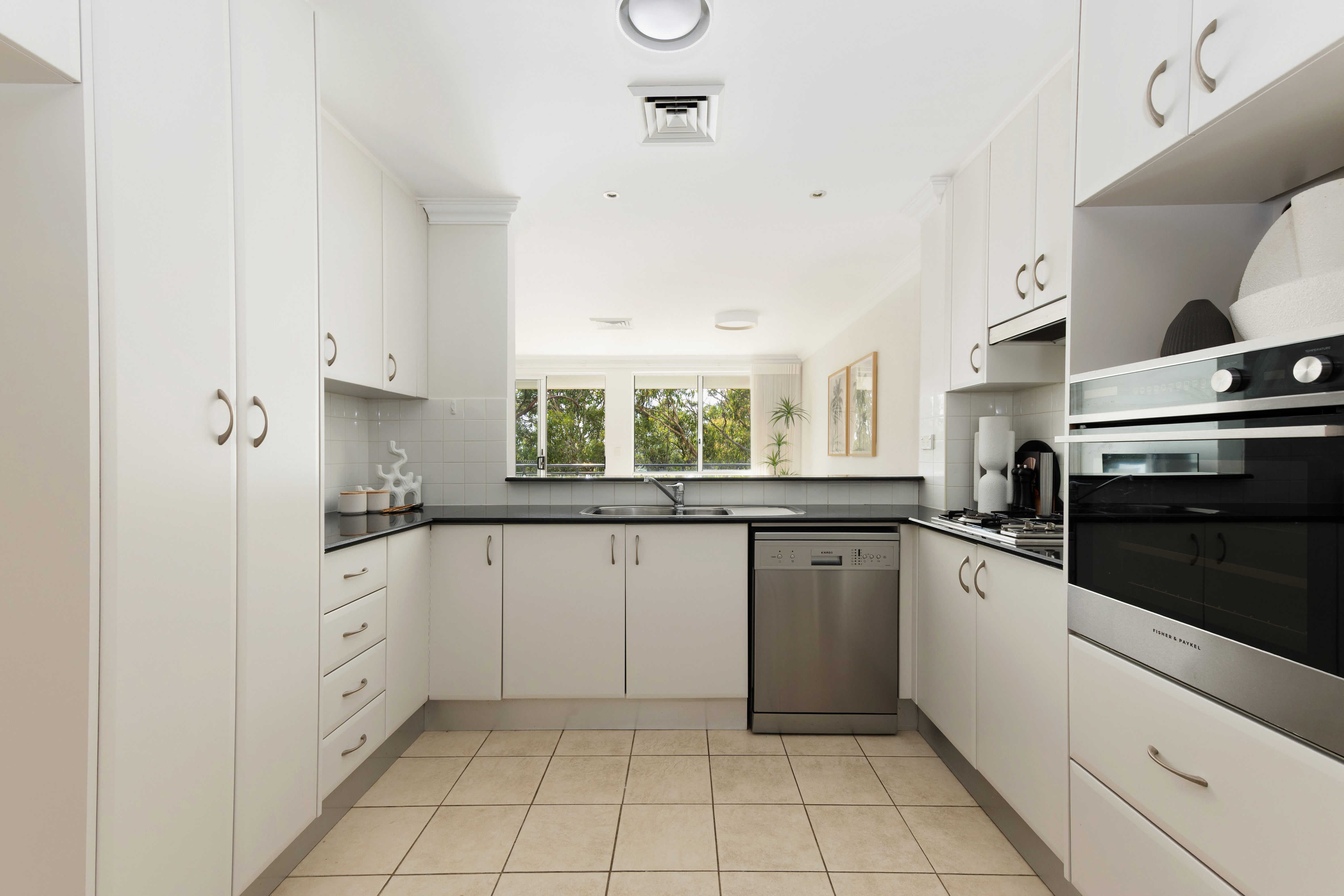 7 34 HIGHPOINT DRIVE, NORTH WAHROONGA NSW 2076 - Image 3