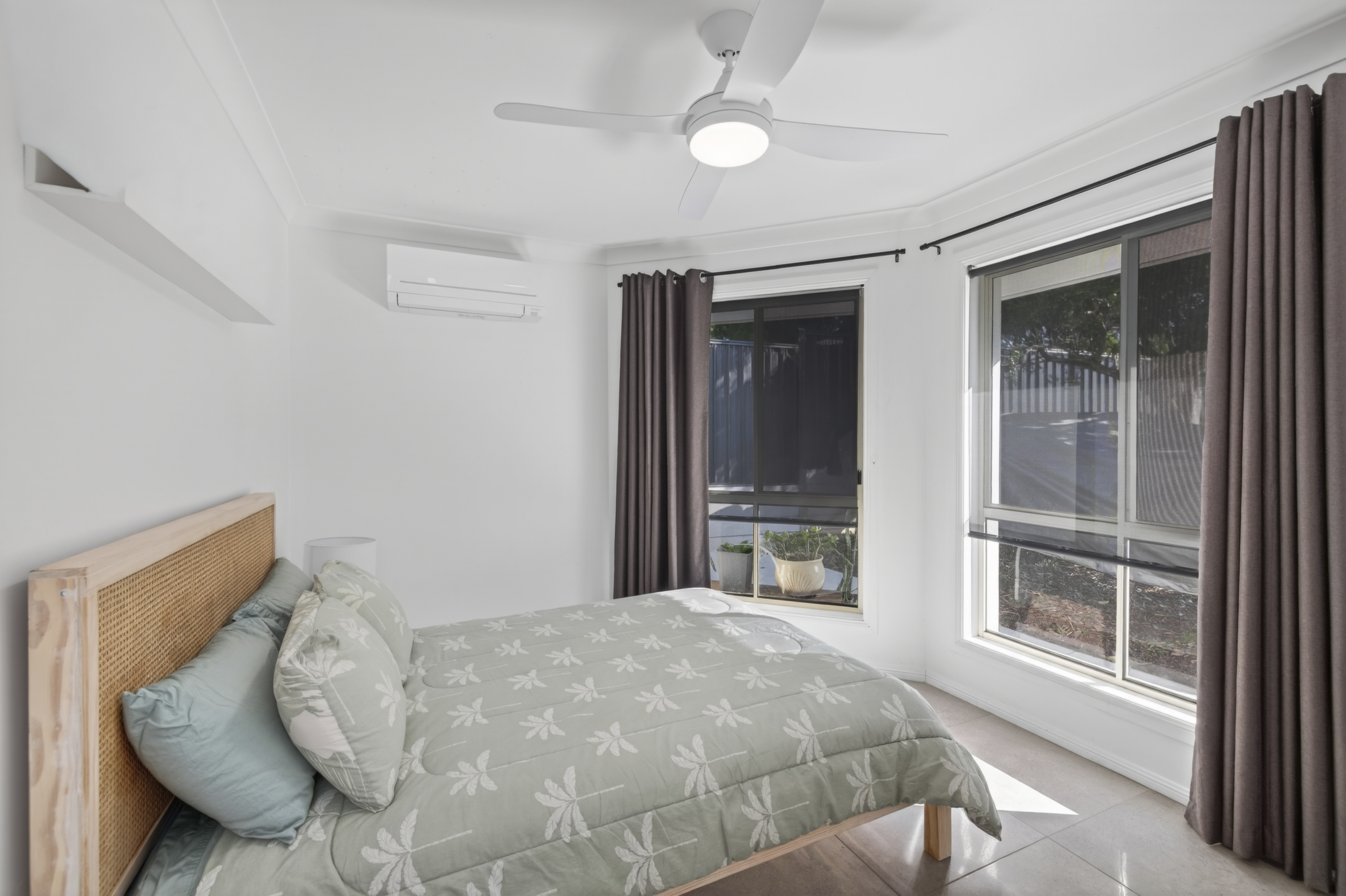 5-bedroom house at 17 Paranka Drive North, Cleveland, Qld, 4163, Redland, Queensland