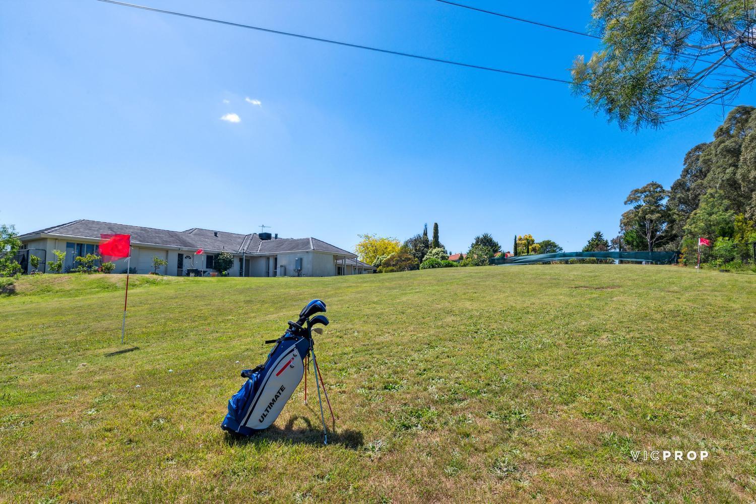 5-bedroom house at 4 Meaka Court, Warrandyte, VIC 3113, Manningham, Victoria