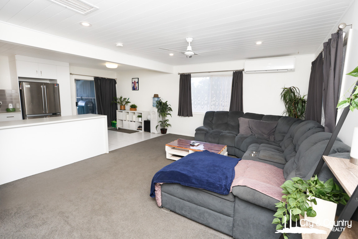 45 INDIGO CRESCENT, Sunset QLD 4825 - Image 4