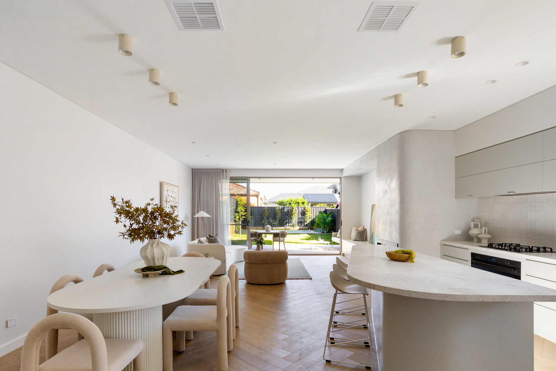 37 Earlwood Avenue, Earlwood, NSW 2206 - Image 2
