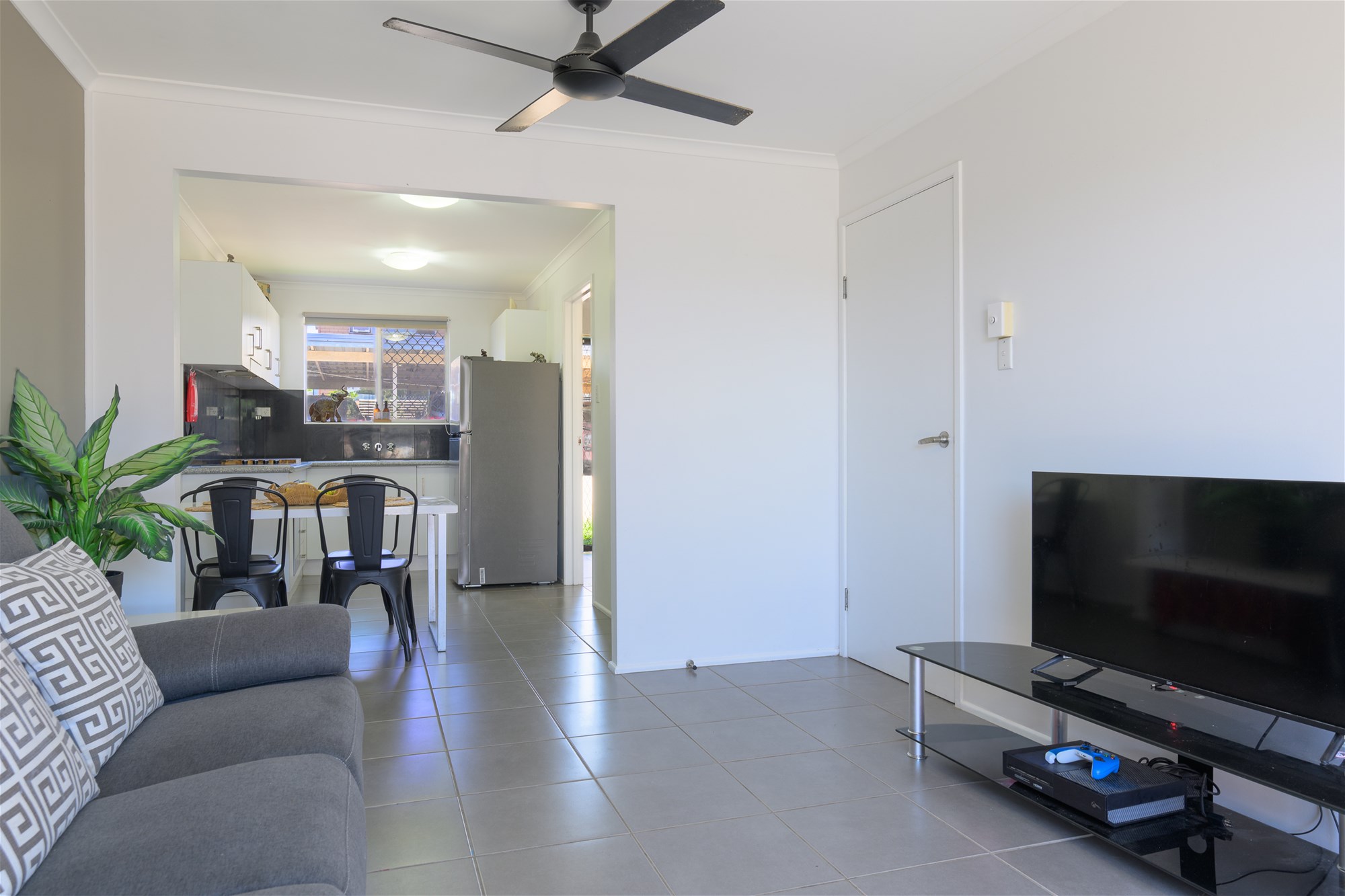 1/43 Off Lane, Gladstone Central, QLD 4680 - Image 3