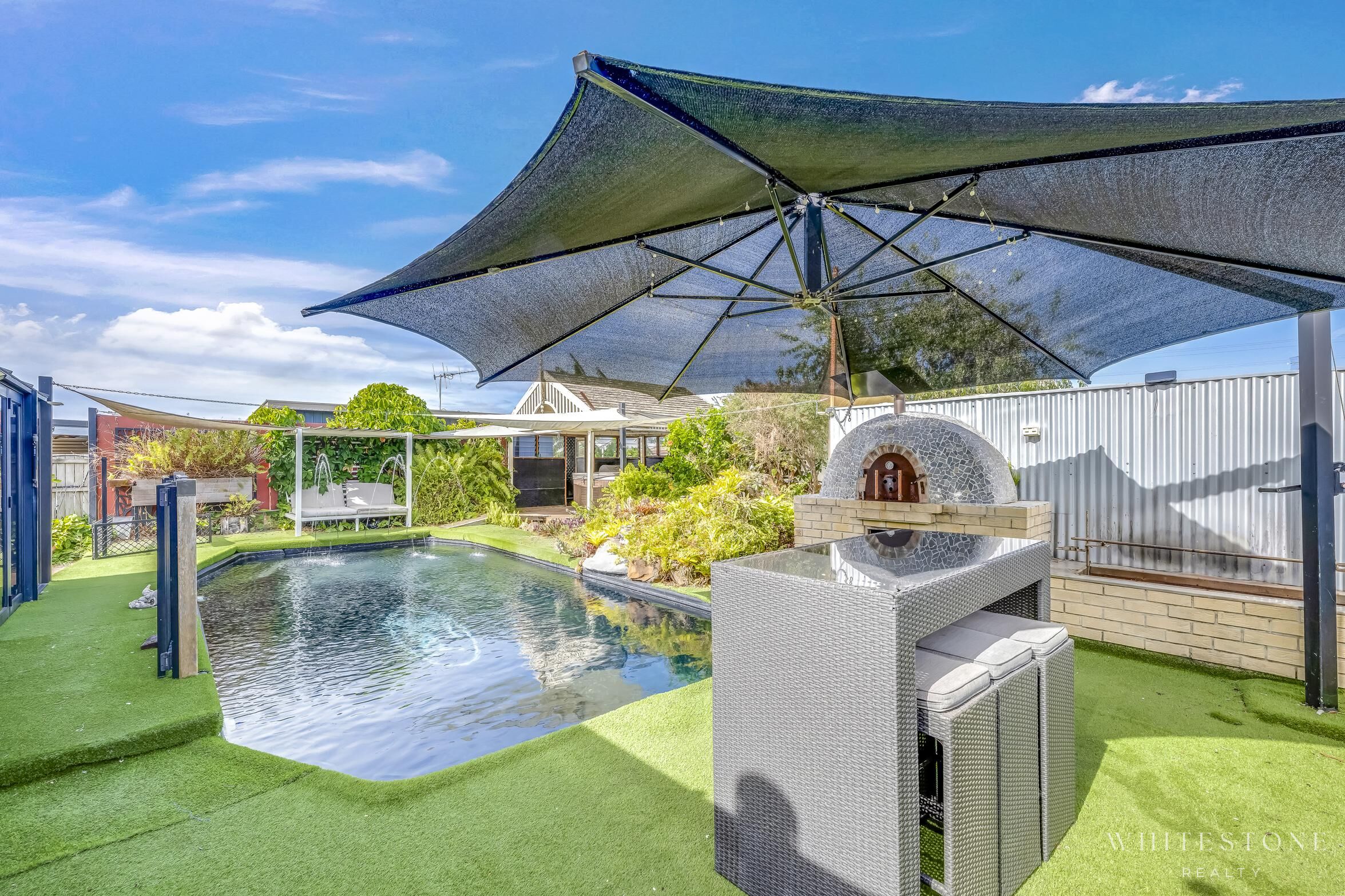 10 BRADY STREET, Avenell Heights QLD 4670 - Image 3