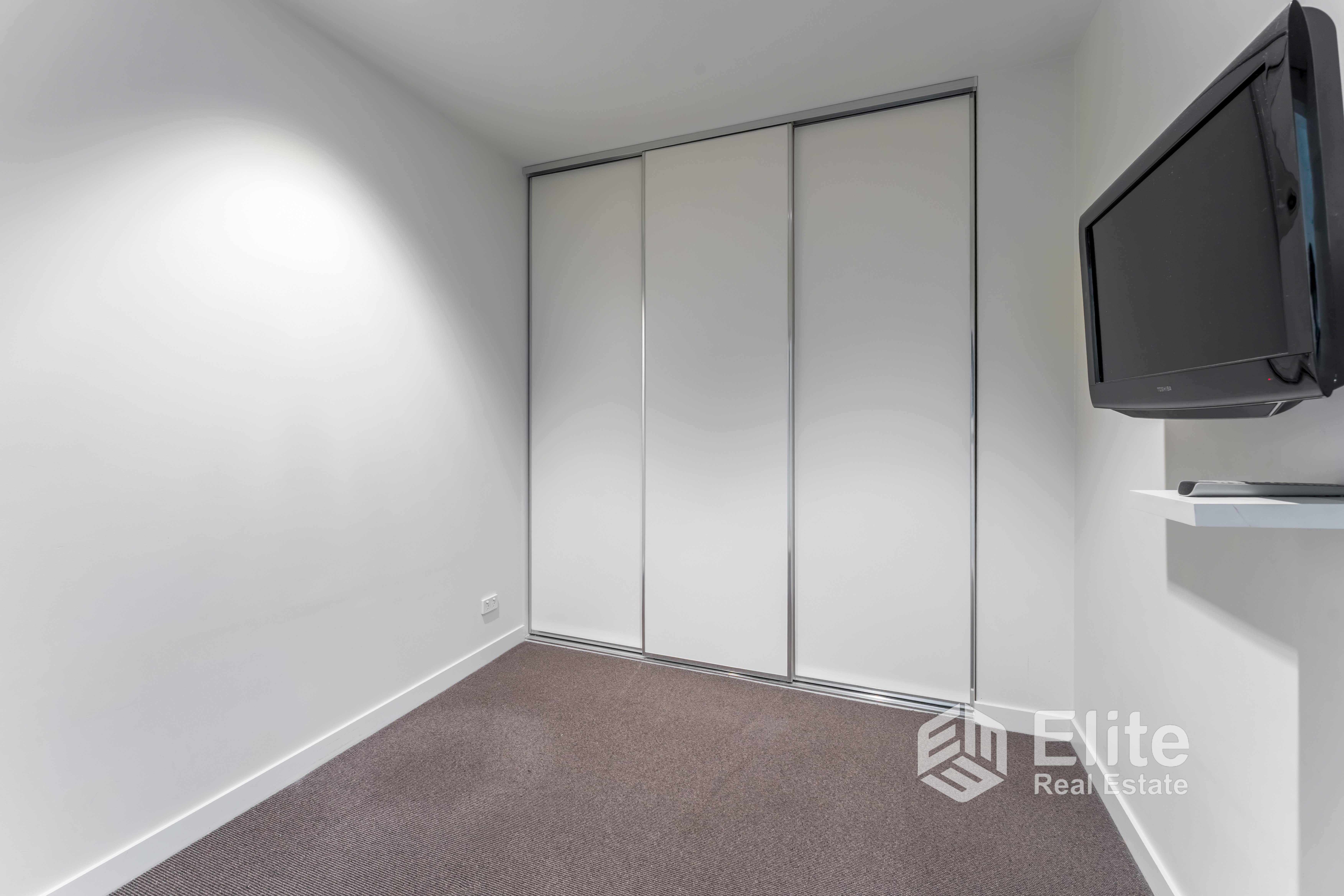 2-bedroom unit at 2121/199 William Street, Melbourne, VIC 3000, Melbourne, Victoria