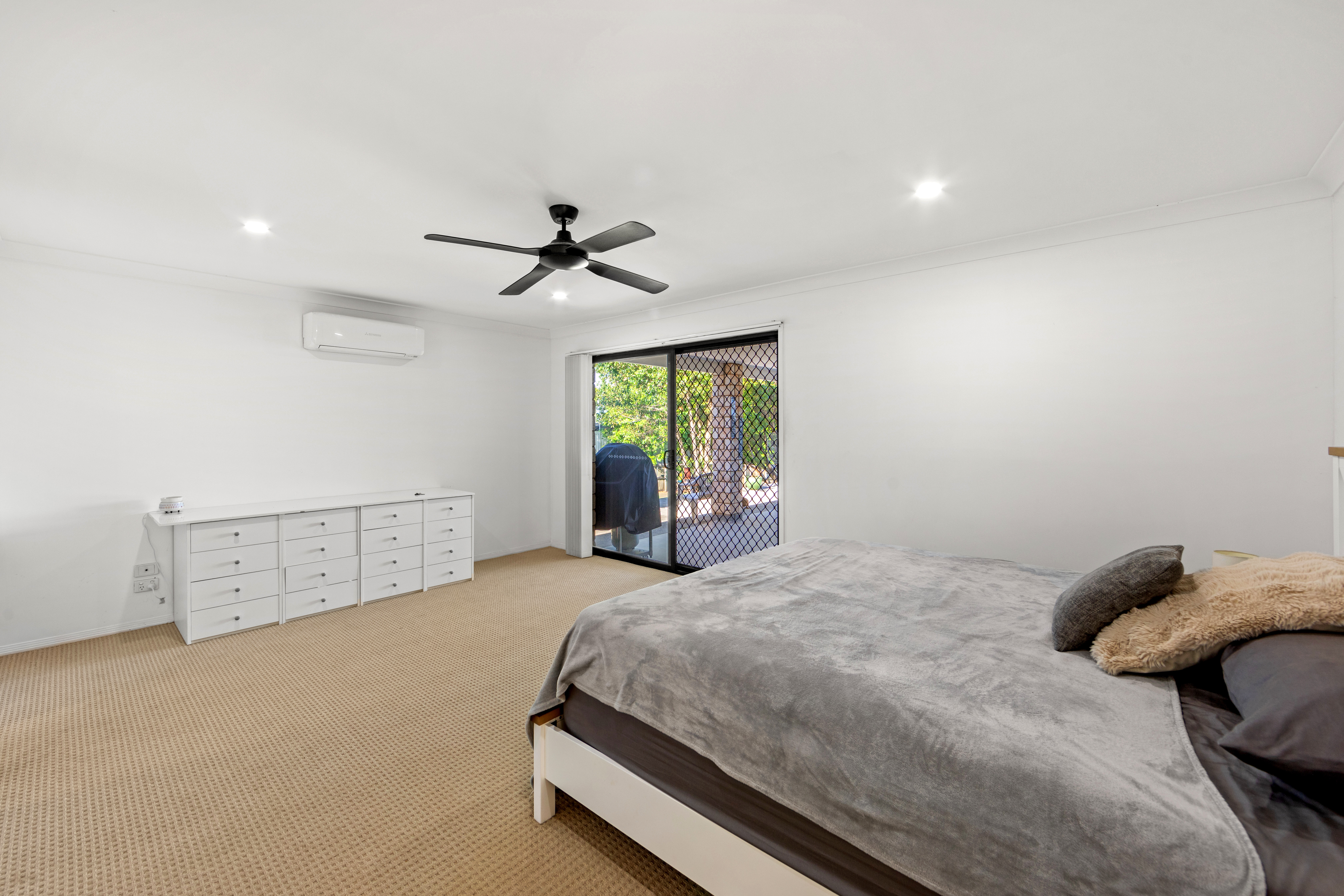 58 Uplands Drive, Parkwood, QLD 4214 - Image 9
