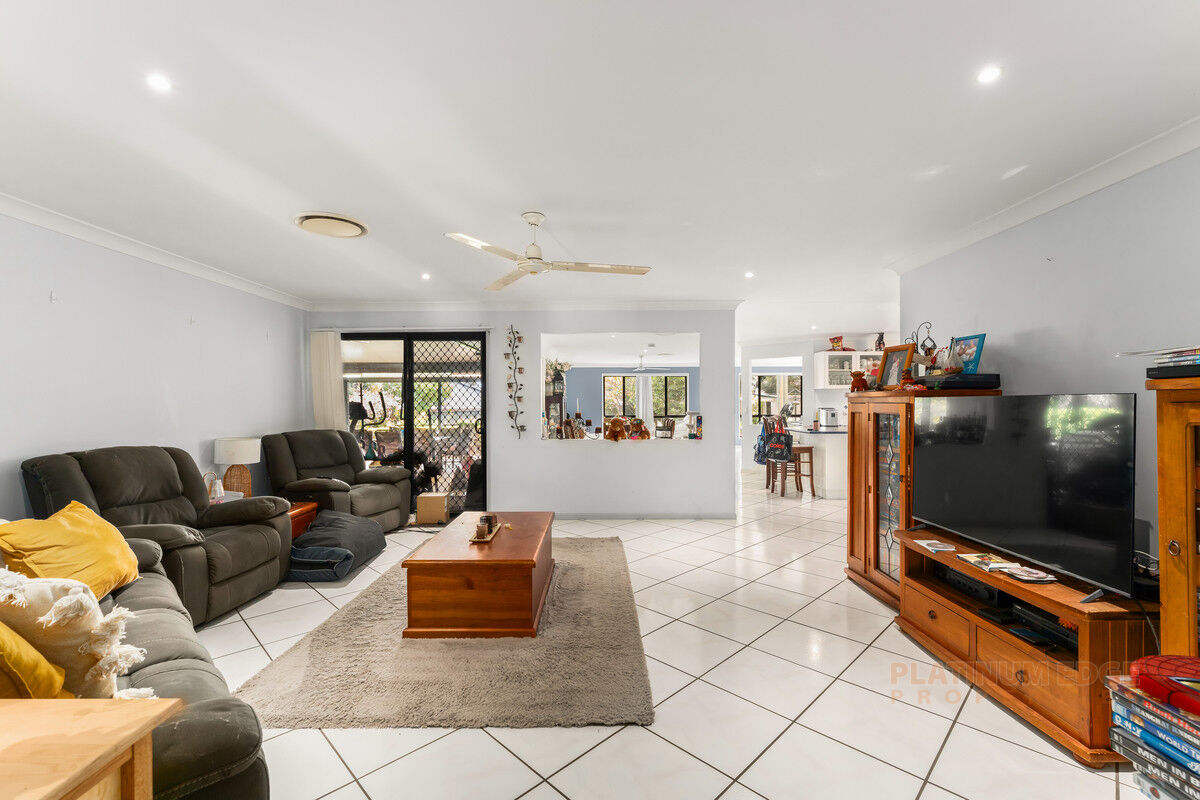 18 KATHLEEN CRESCENT, Beaudesert QLD 4285 - Image 2