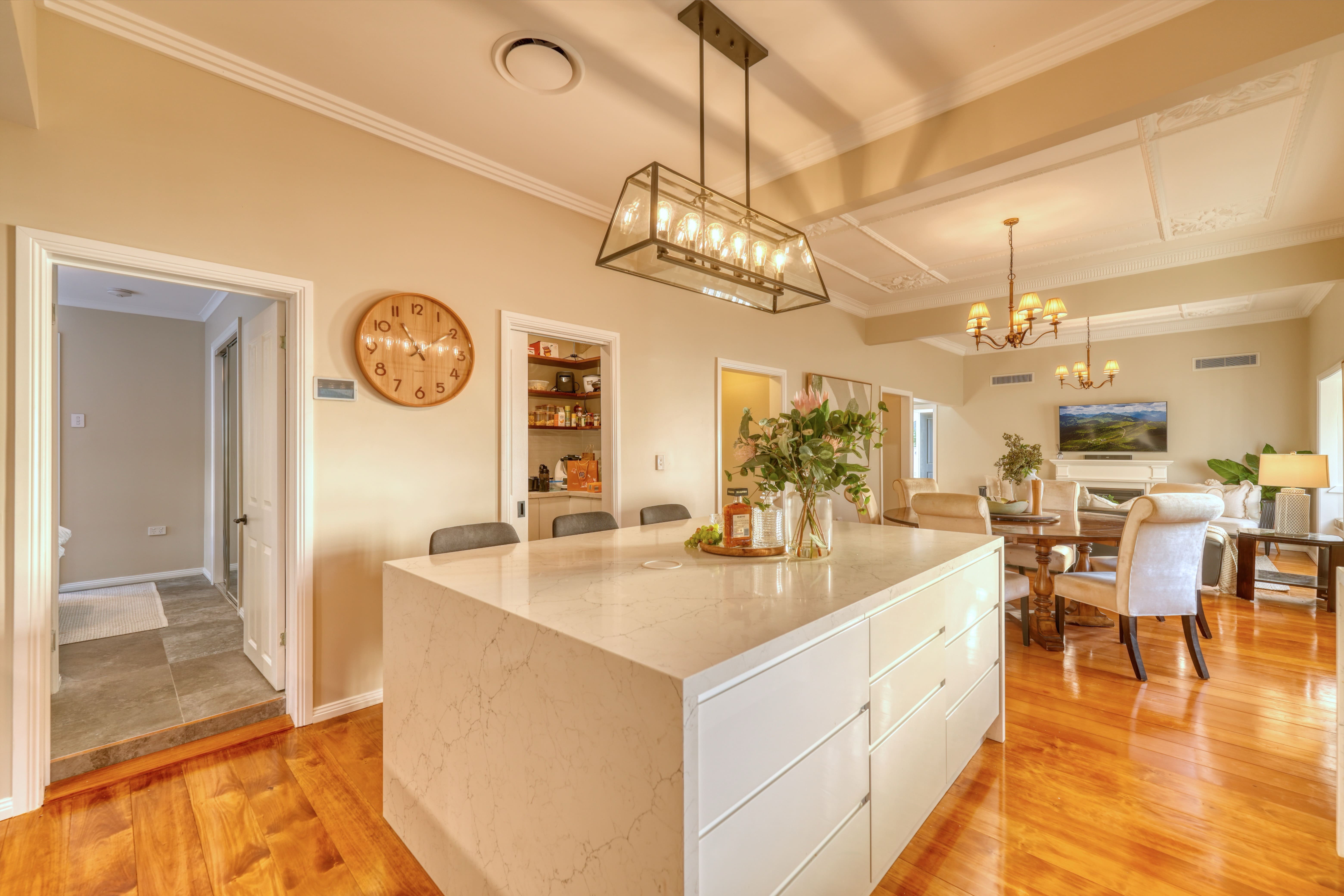 5-bedroom house at 30 NICKLIN STREET, Coorparoo QLD 4151, , Queensland