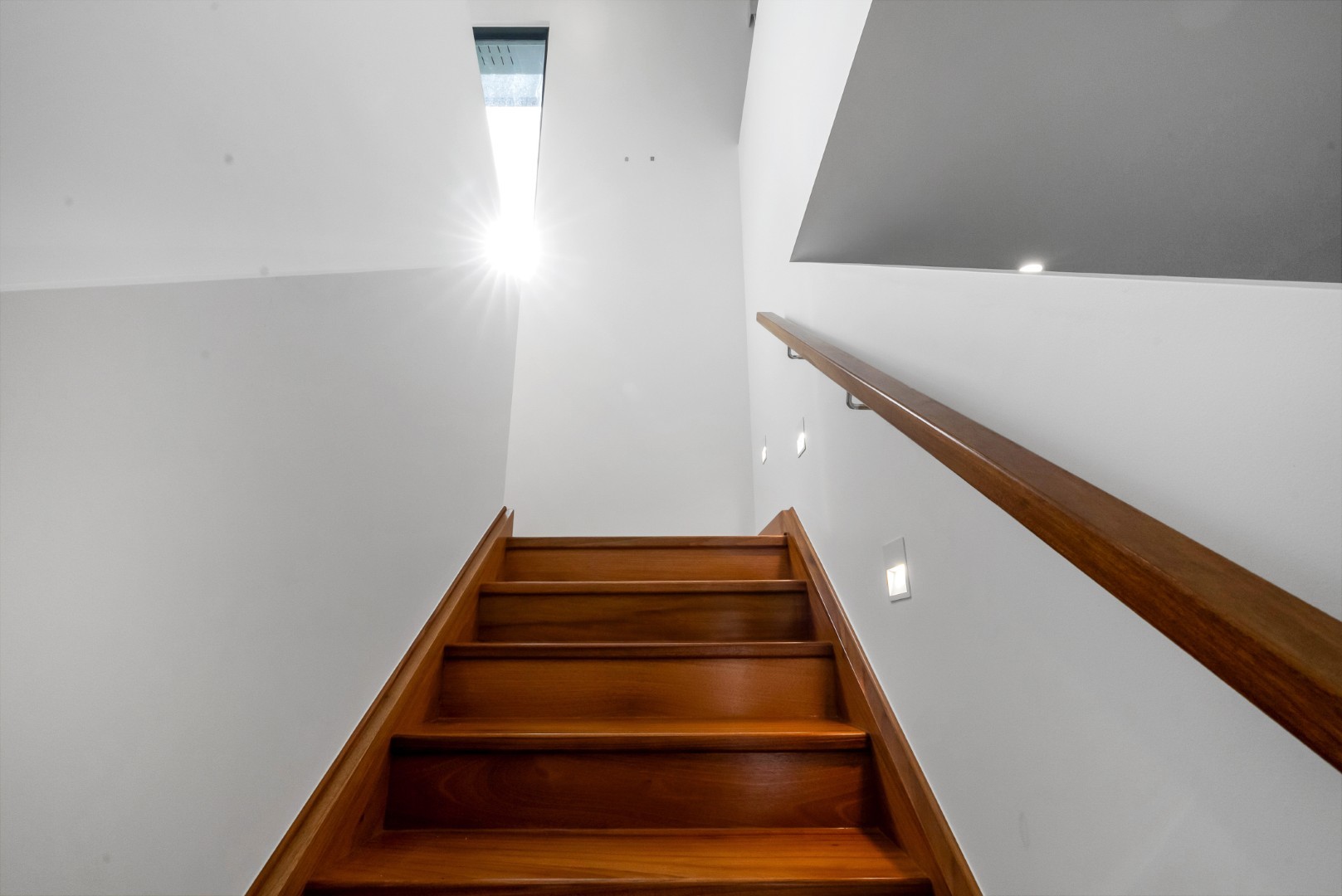 6-bedroom house at 1 Drummer Close, Kanimbla, Qld, 4870, Cairns, Queensland