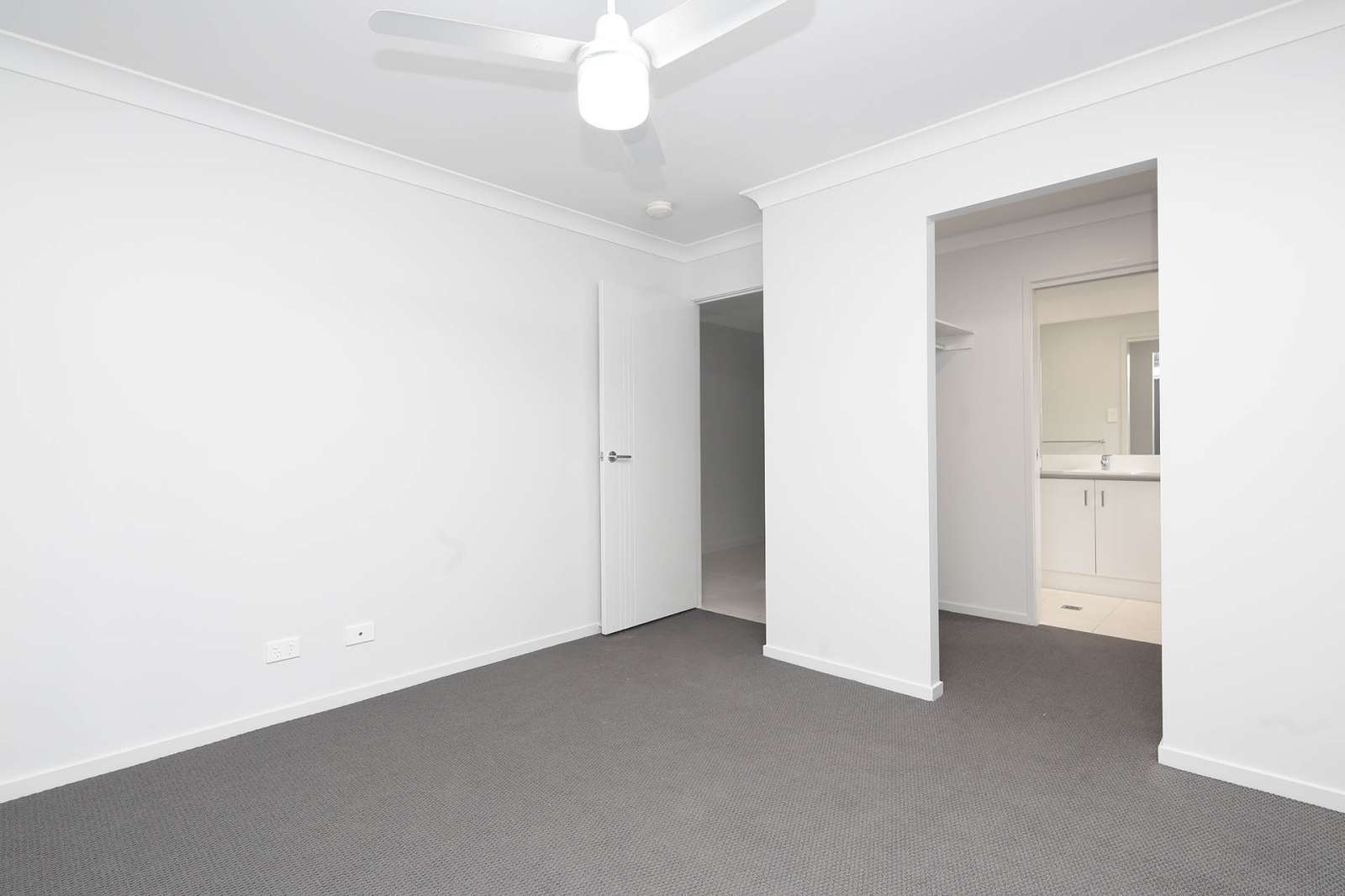 15 Wattlebird Court, Redbank Plains, Qld, 4301 - Image 3