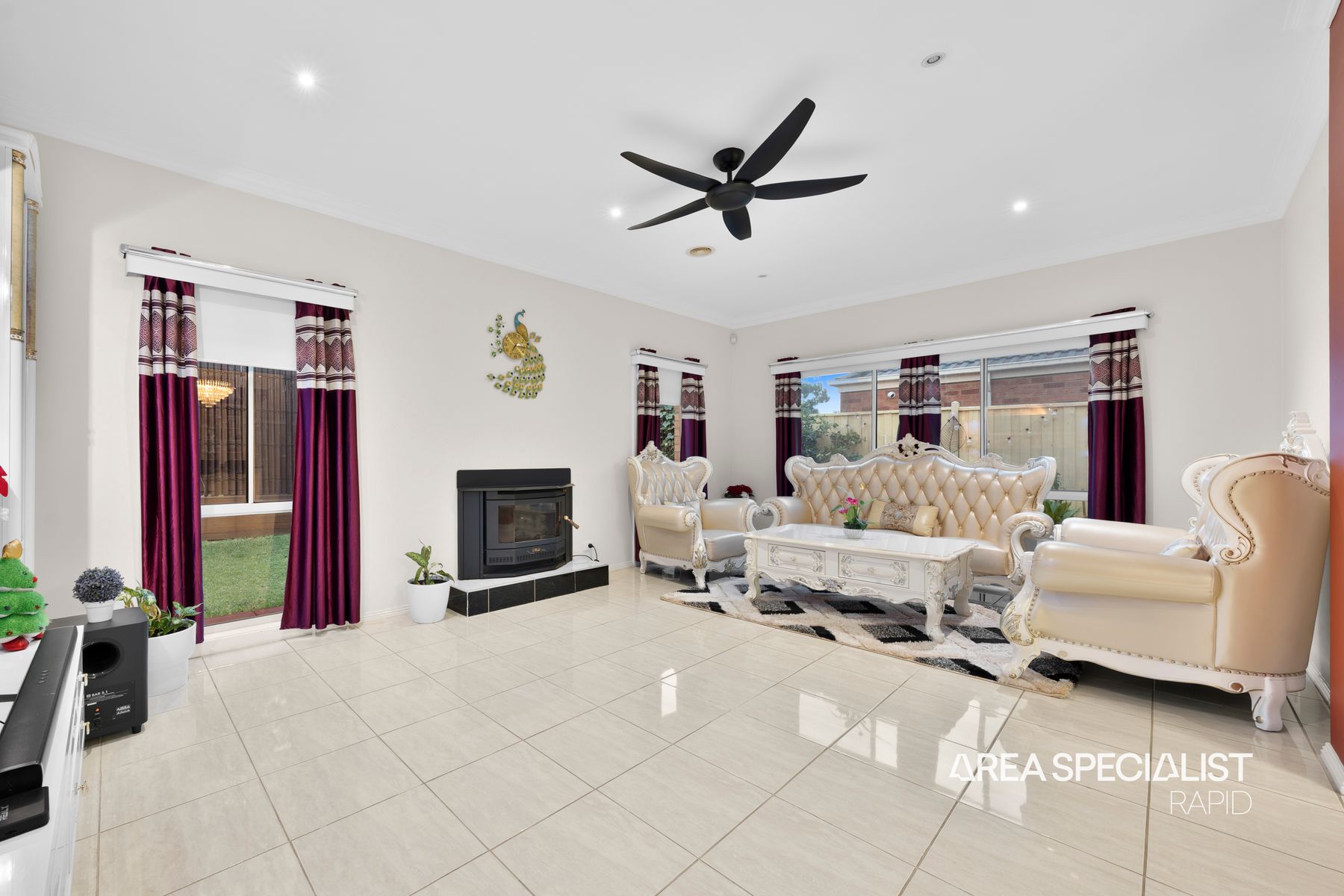 8 PAPILLION WAY, Narre Warren South VIC 3805 - Image 5