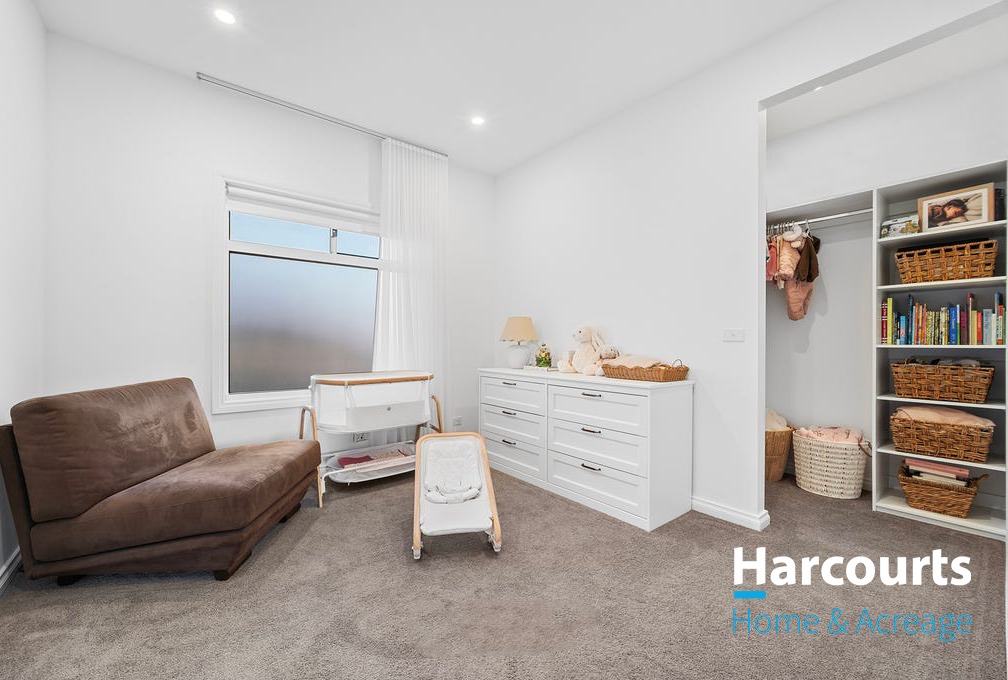 5-bedroom house at 26 Watergardens Cct, Lyndhurst, Vic, 3975, Casey, Victoria